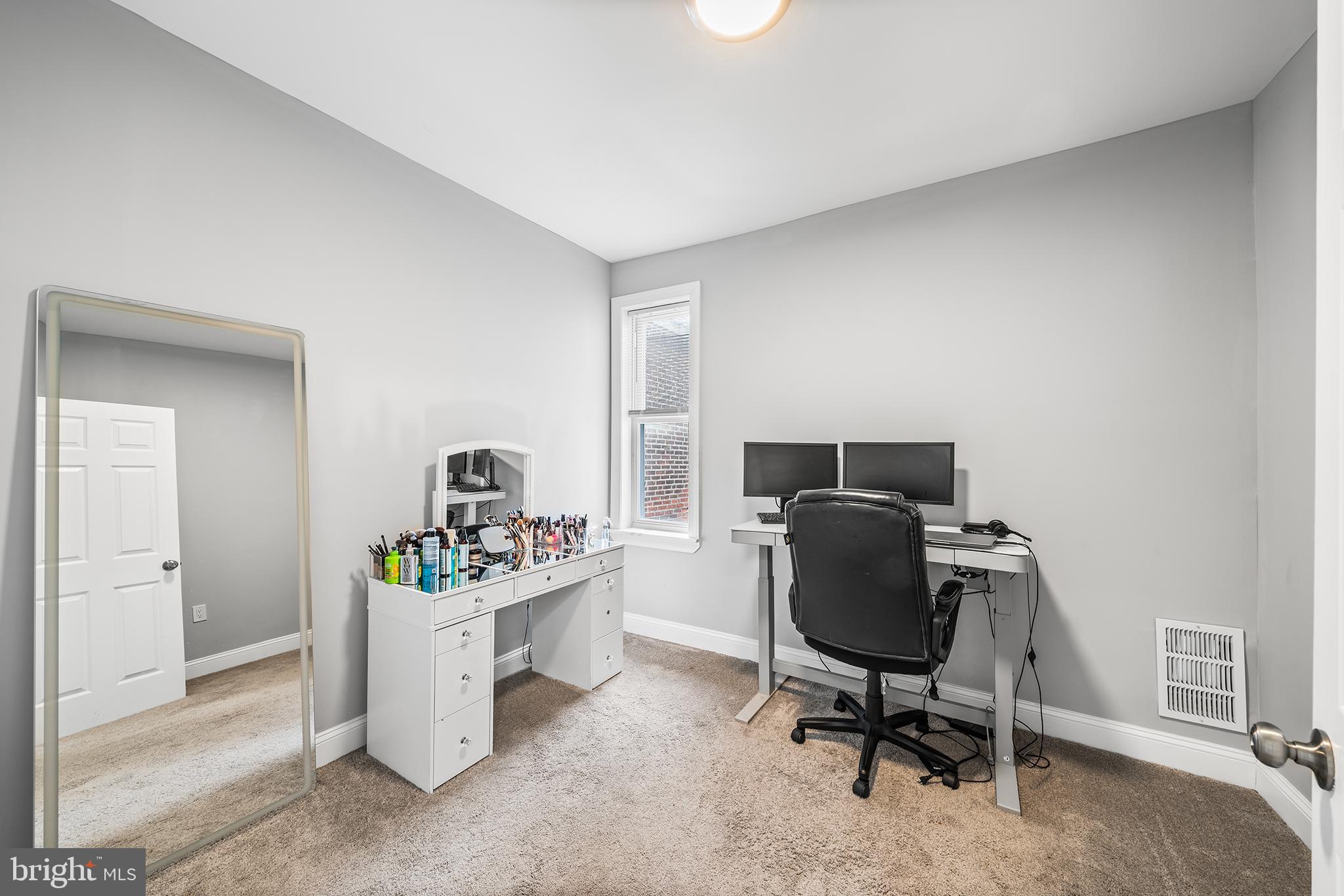 GERMANTOWN (EAST) - Residential