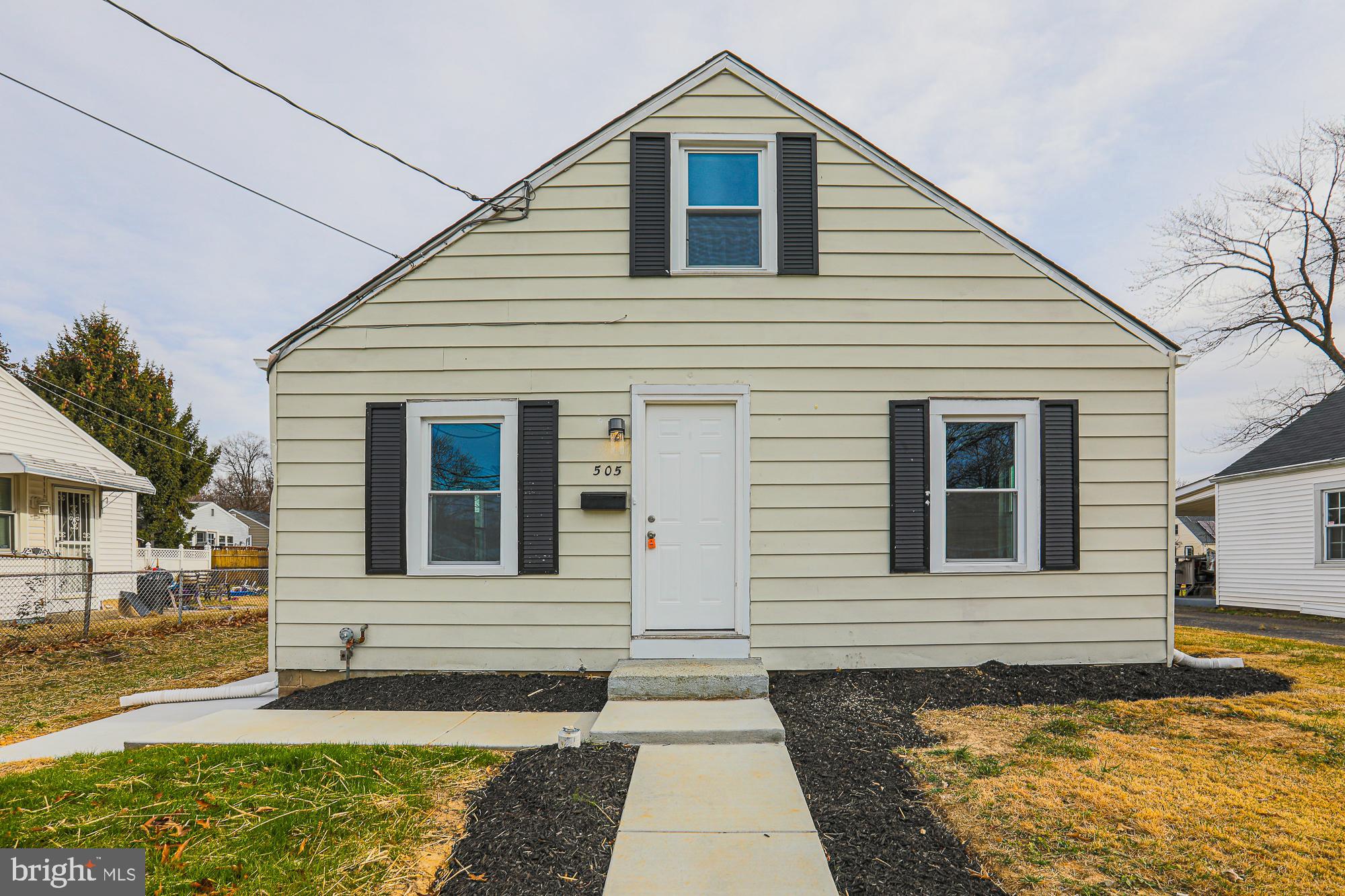 MARLYN TERRACE - Residential Lease