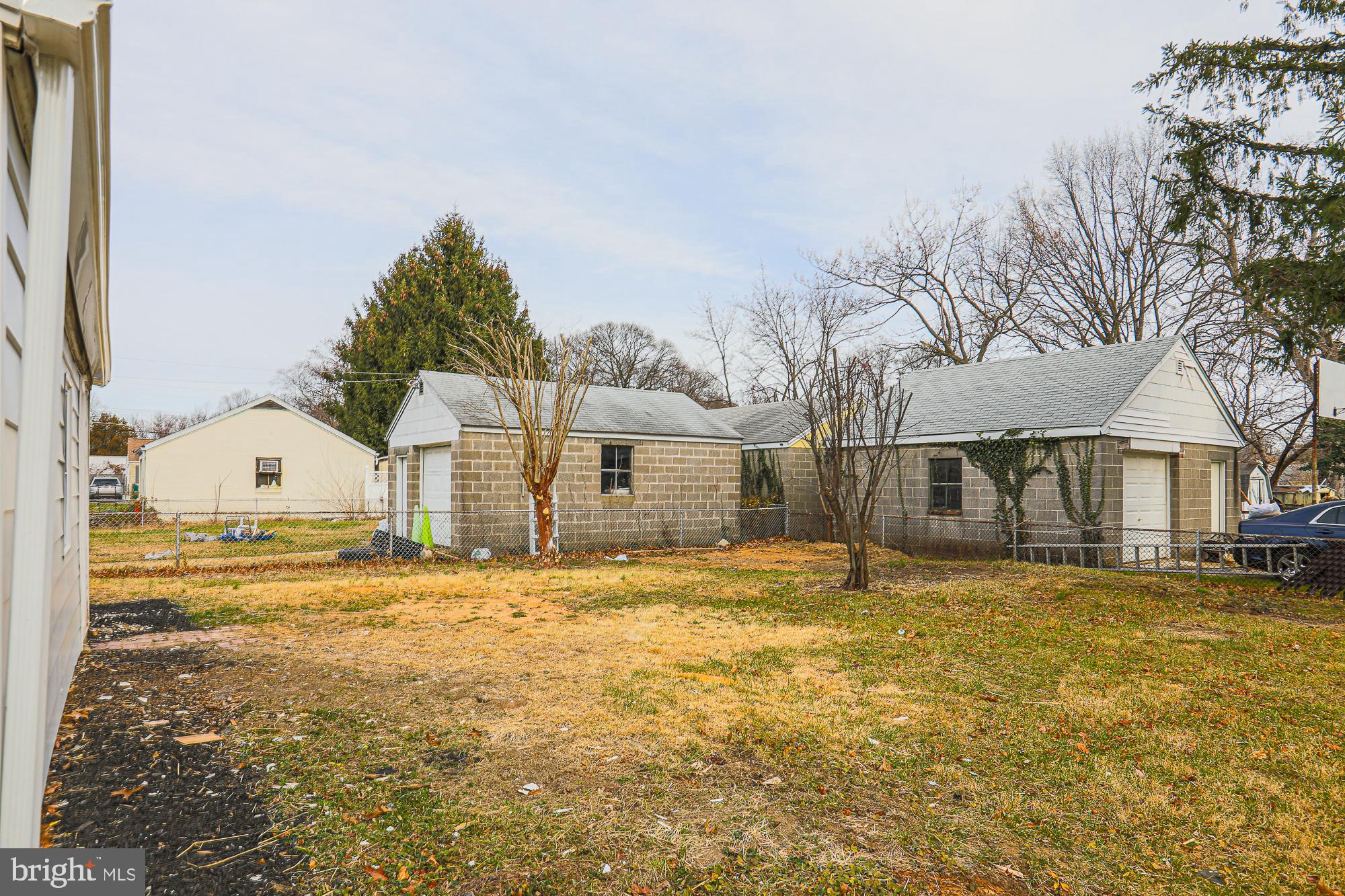 MARLYN TERRACE - Residential Lease