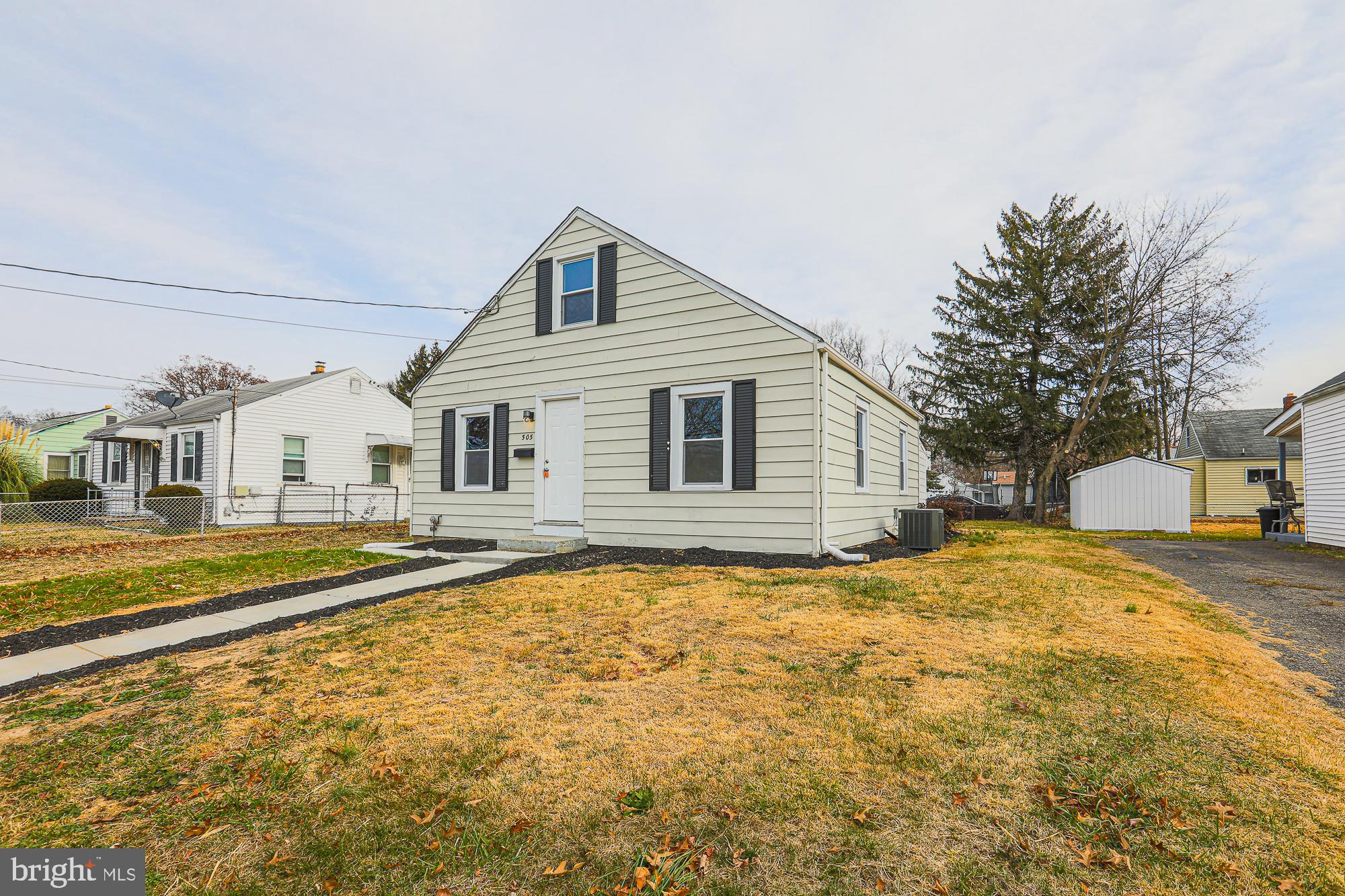 MARLYN TERRACE - Residential Lease