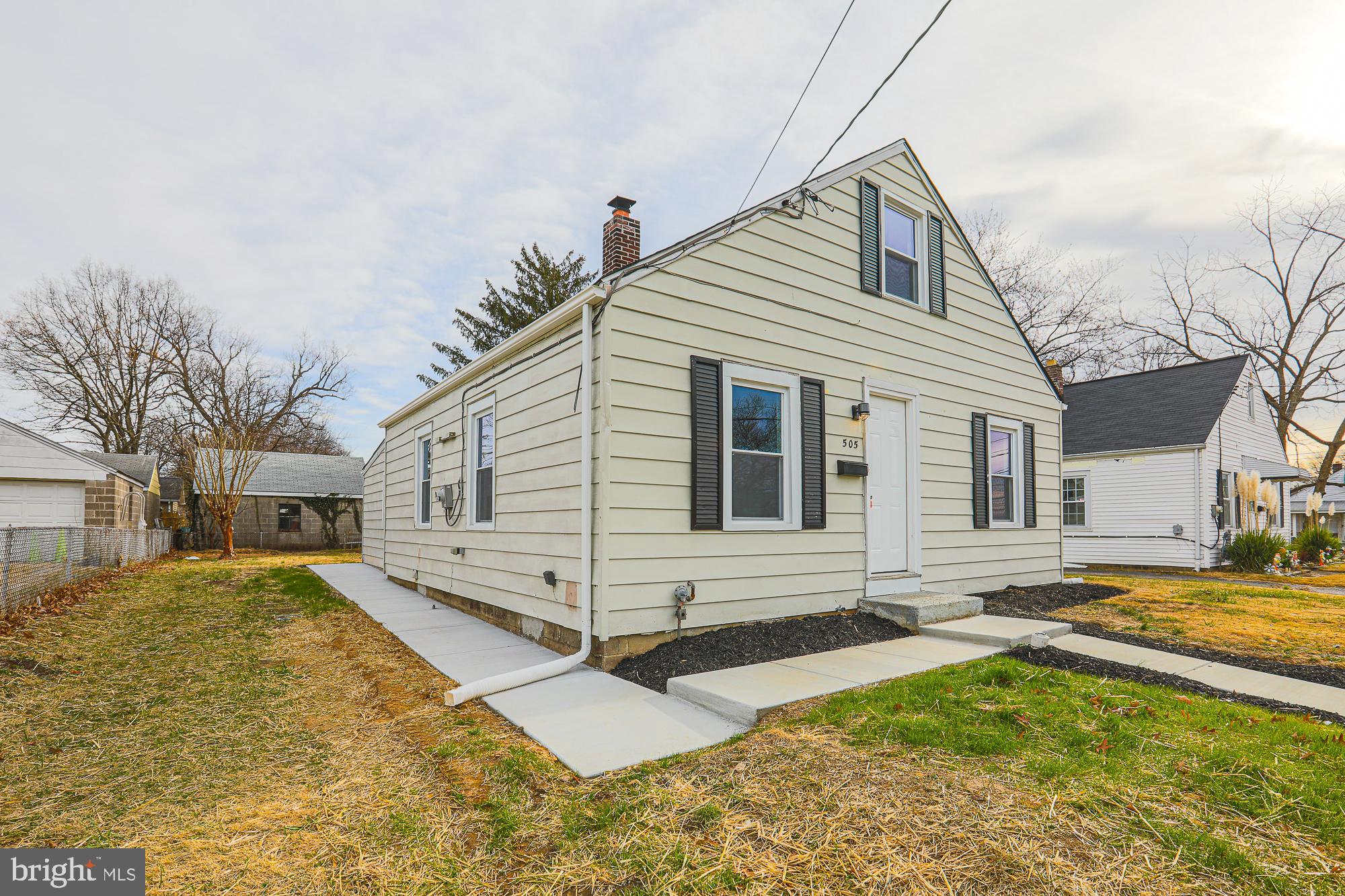 MARLYN TERRACE - Residential Lease