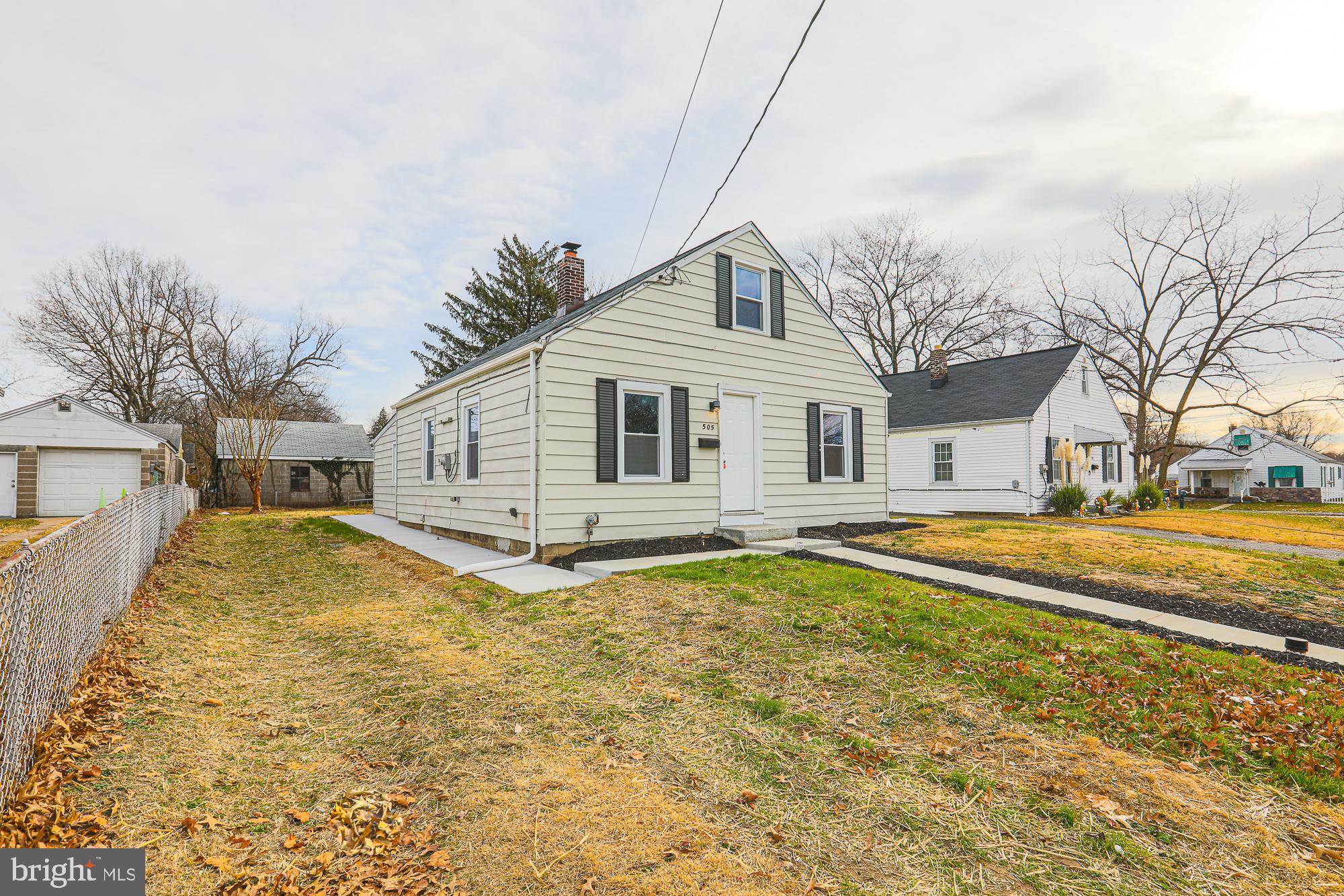 MARLYN TERRACE - Residential Lease