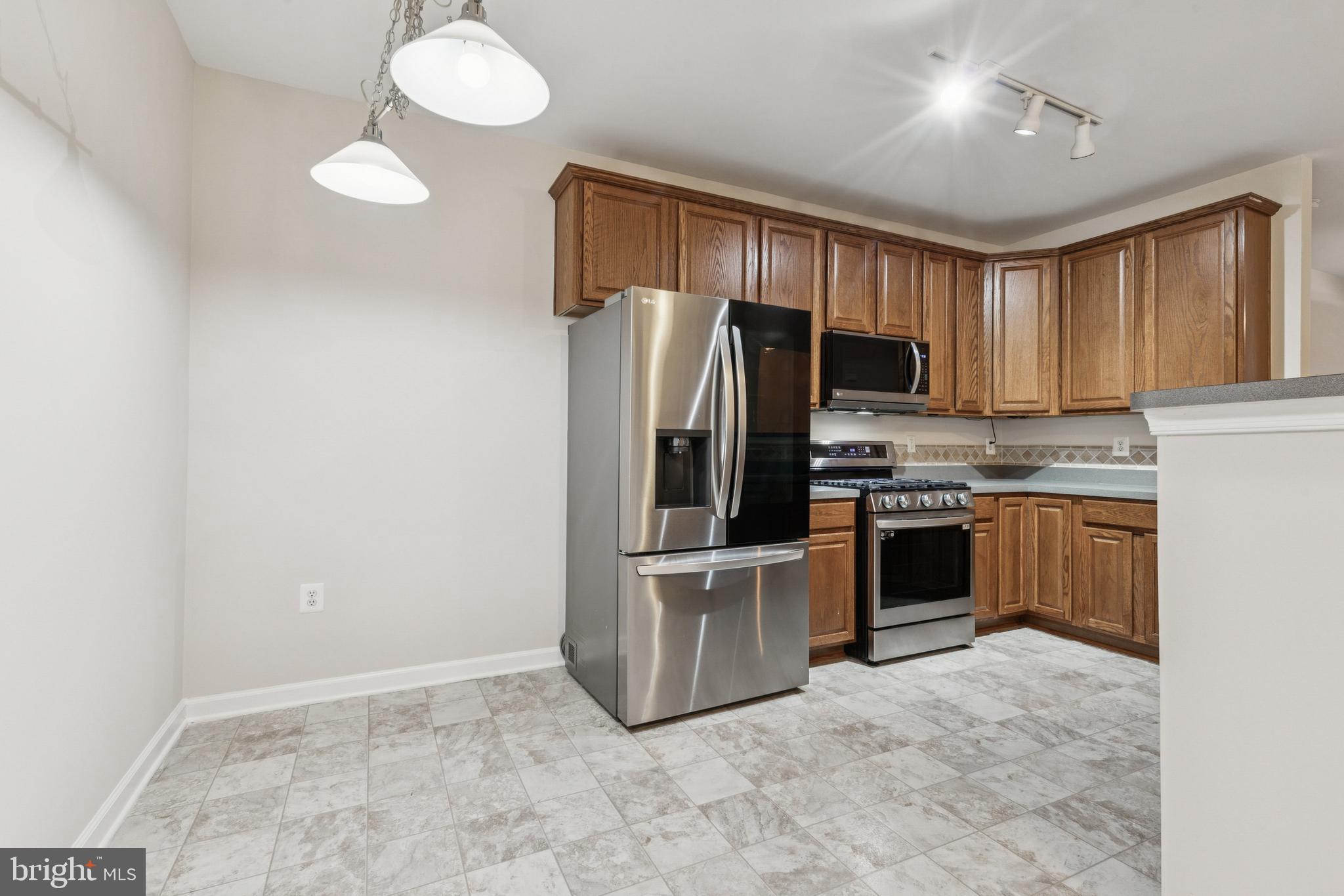 THE RESERVE CONDOMINIUMS - Residential