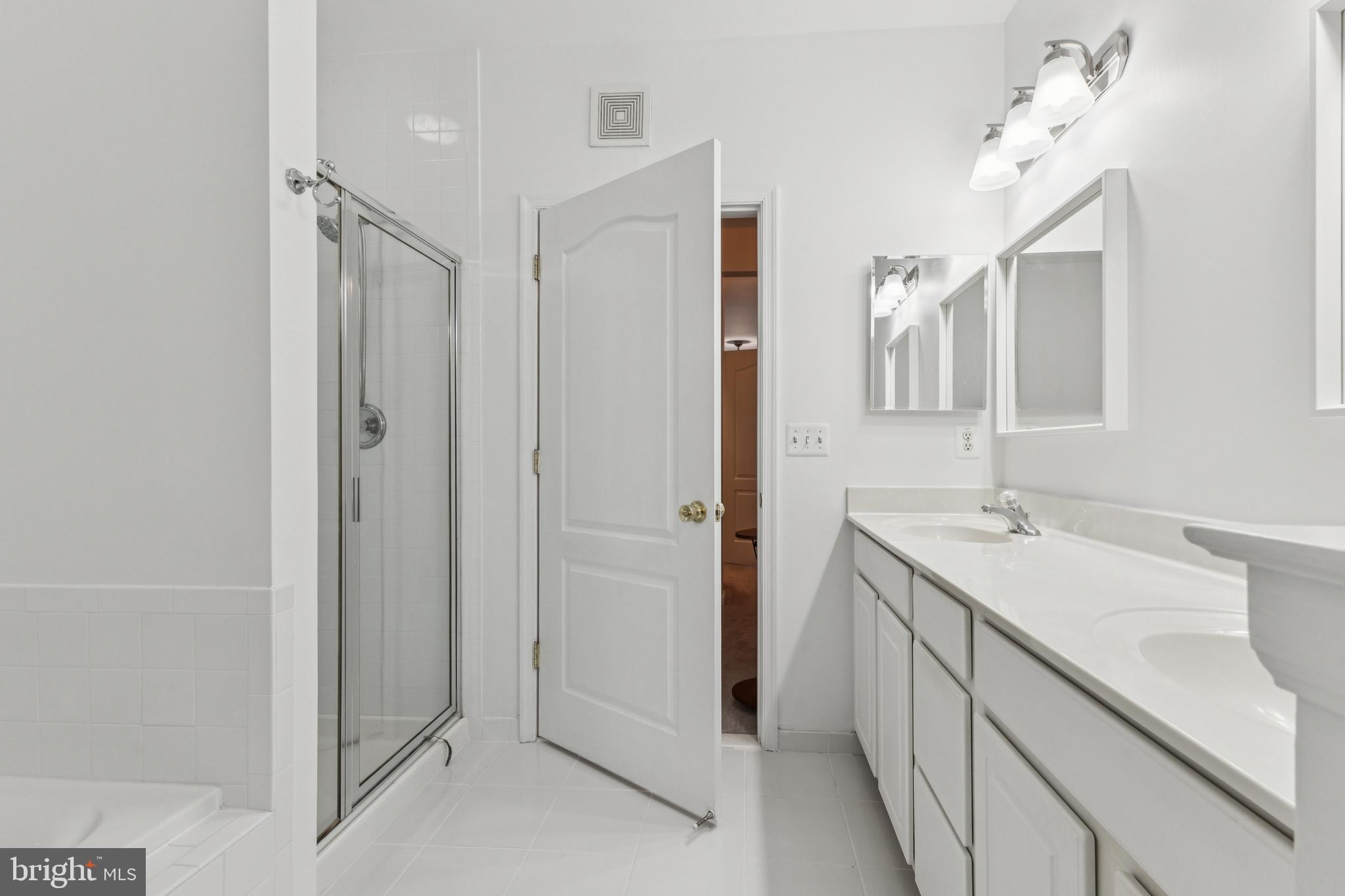 THE RESERVE CONDOMINIUMS - Residential