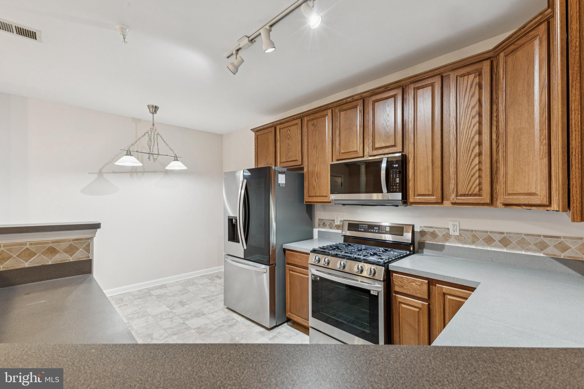 THE RESERVE CONDOMINIUMS - Residential