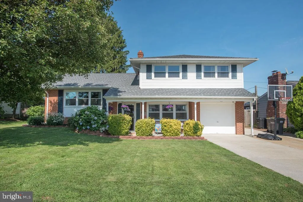 23 White Clay Crescent, Newark, DE 19711