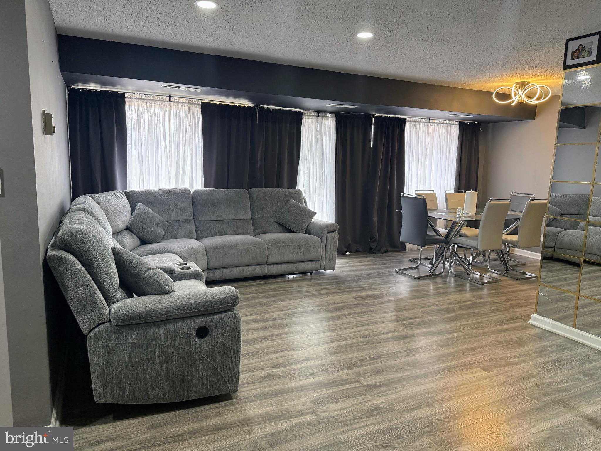 5831 QUANTRELL AVENUE 505