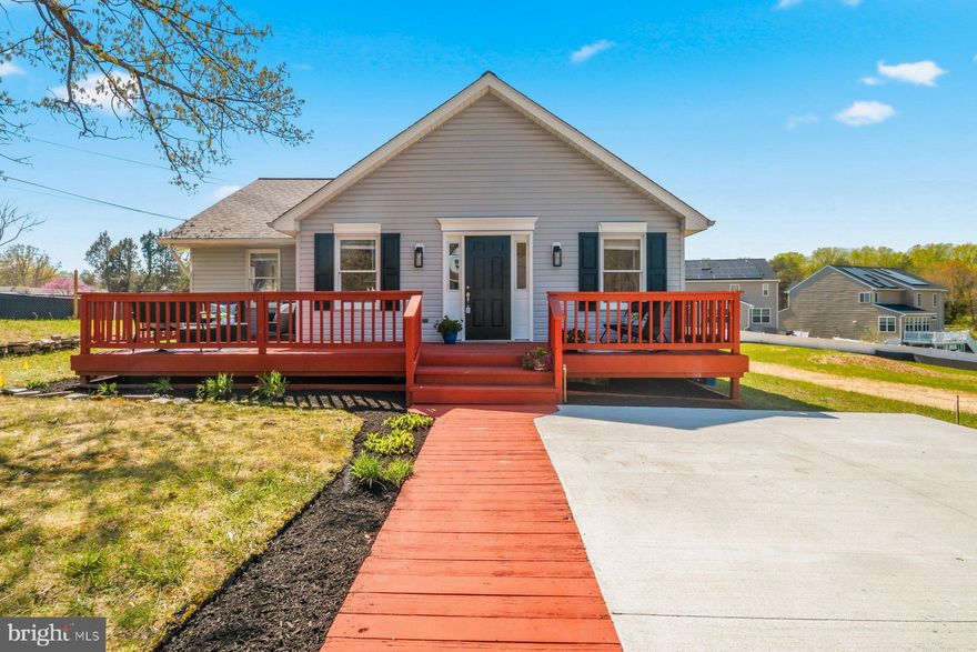 **Cute Cottage with beautiful private location at end of street and adjacent path into Patapsco Park.   Bright and clean with some new updates - great for outdoor relaxing with front and back decks.   This is part of a new home development that will add front sidewalk and wider road** 
Near schools, shopping, and major commuter routes***