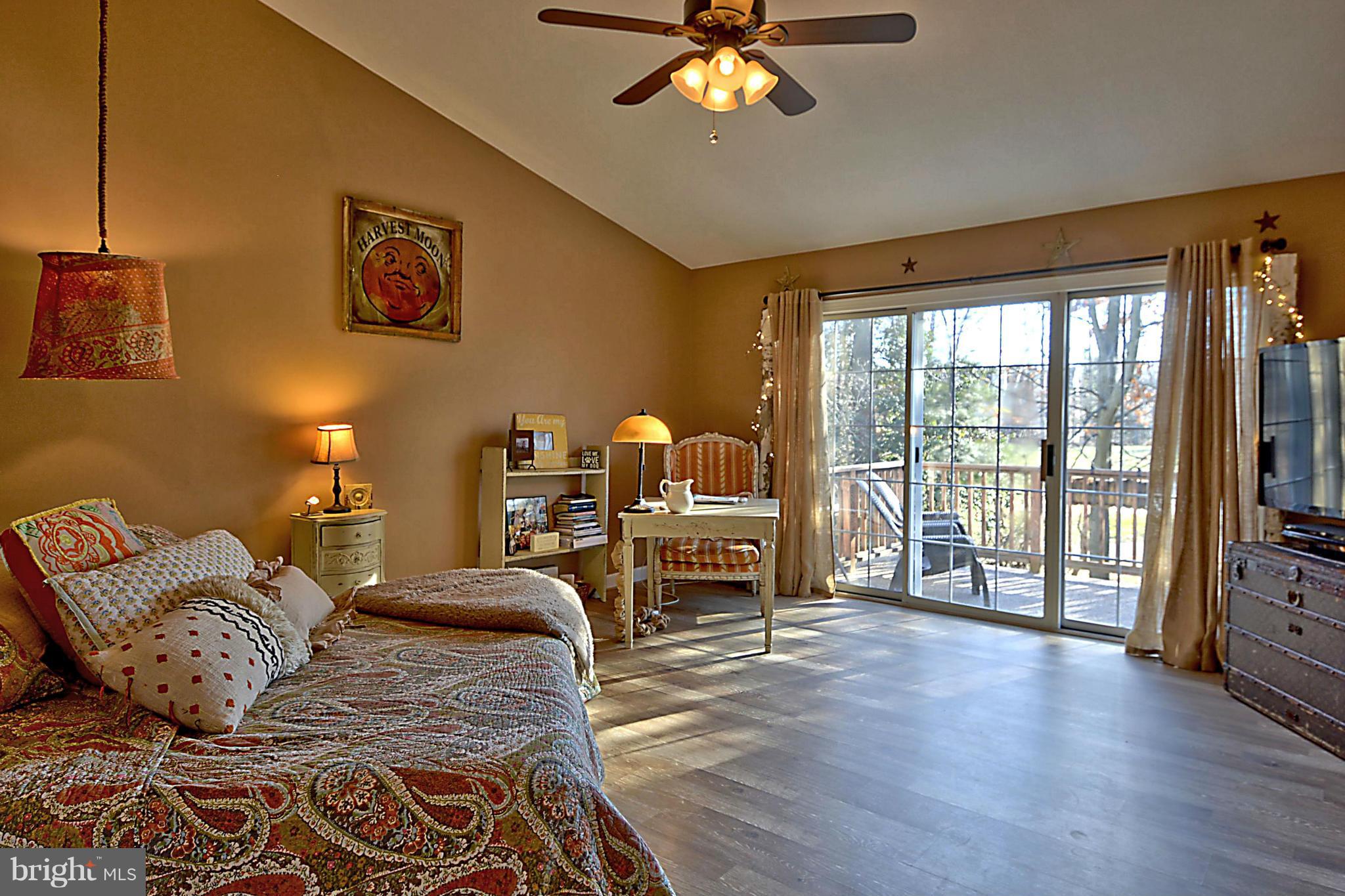 PENDERBROOK - Residential