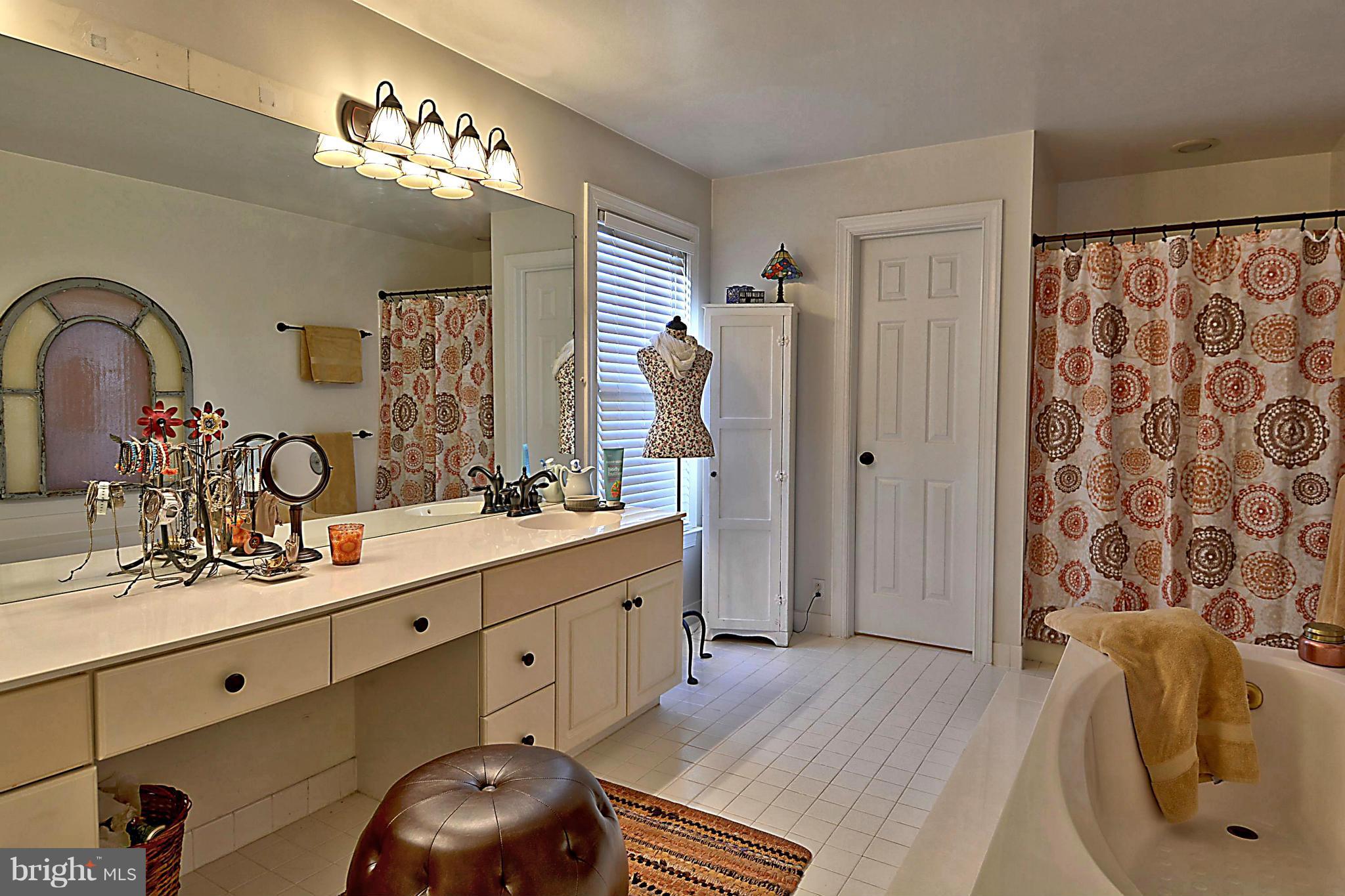 PENDERBROOK - Residential