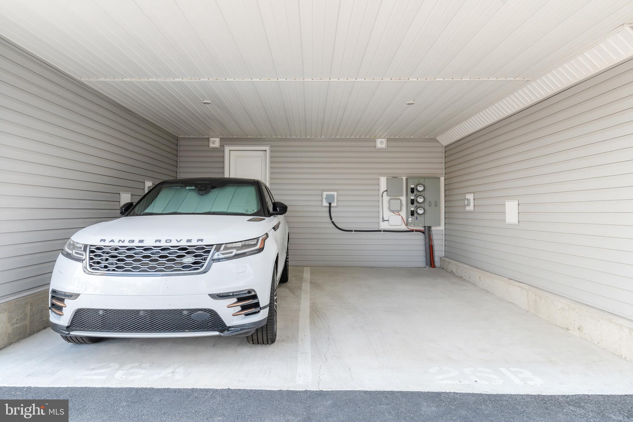 OLDE KENSINGTON - Residential Lease