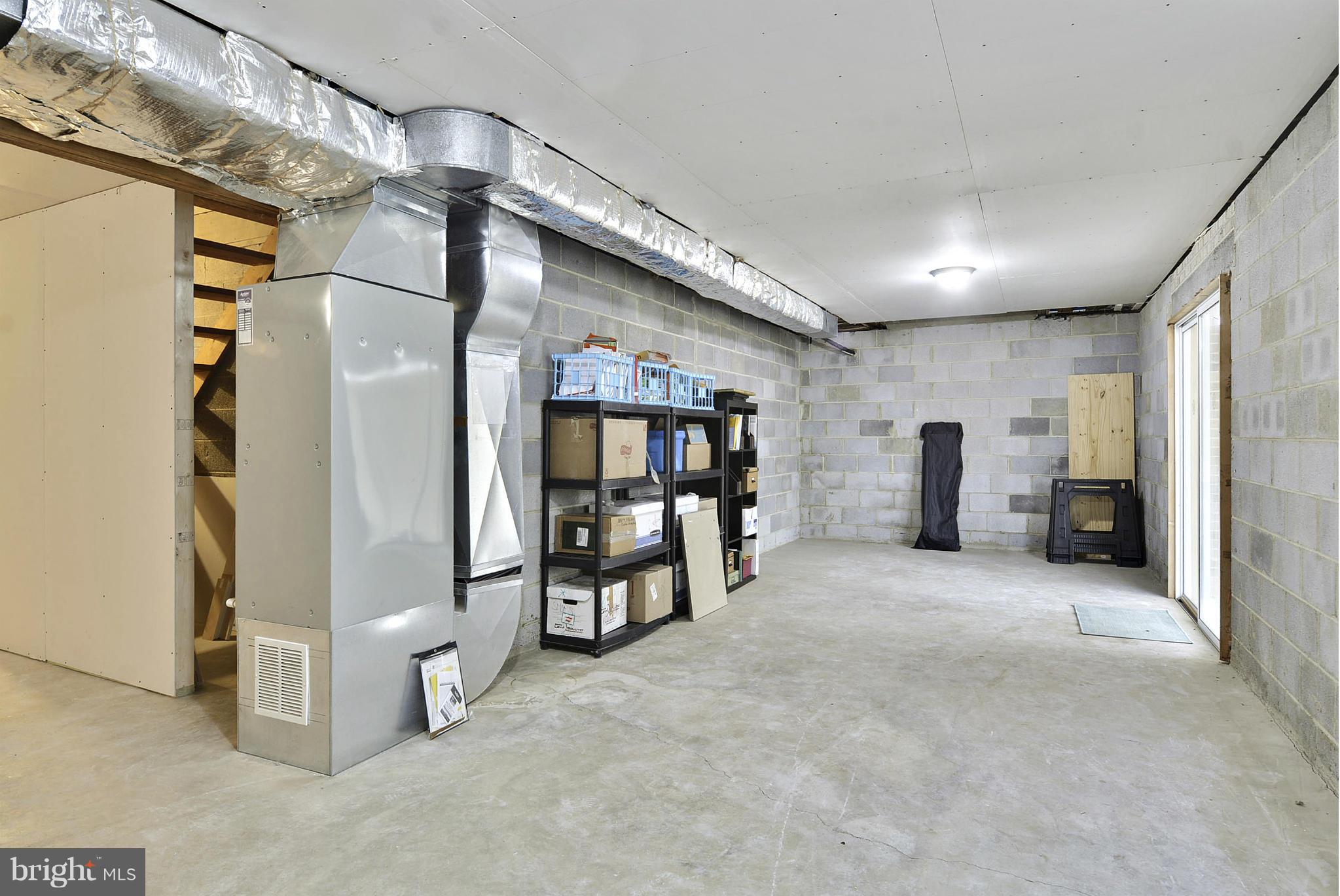 LEESBURG COUNTRY CLUB - Residential