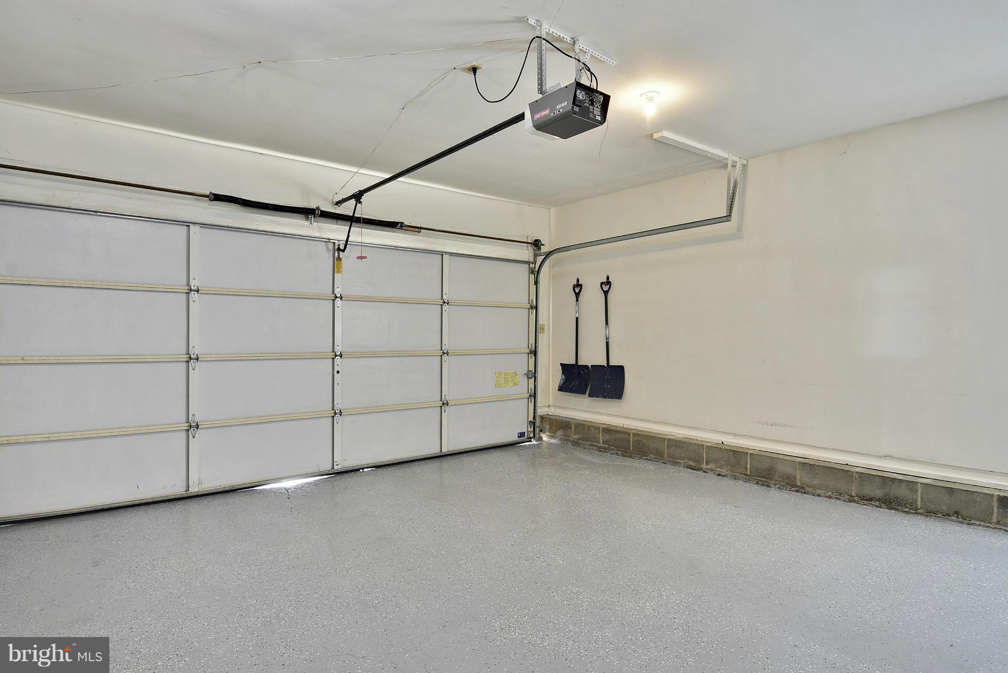 LEESBURG COUNTRY CLUB - Residential