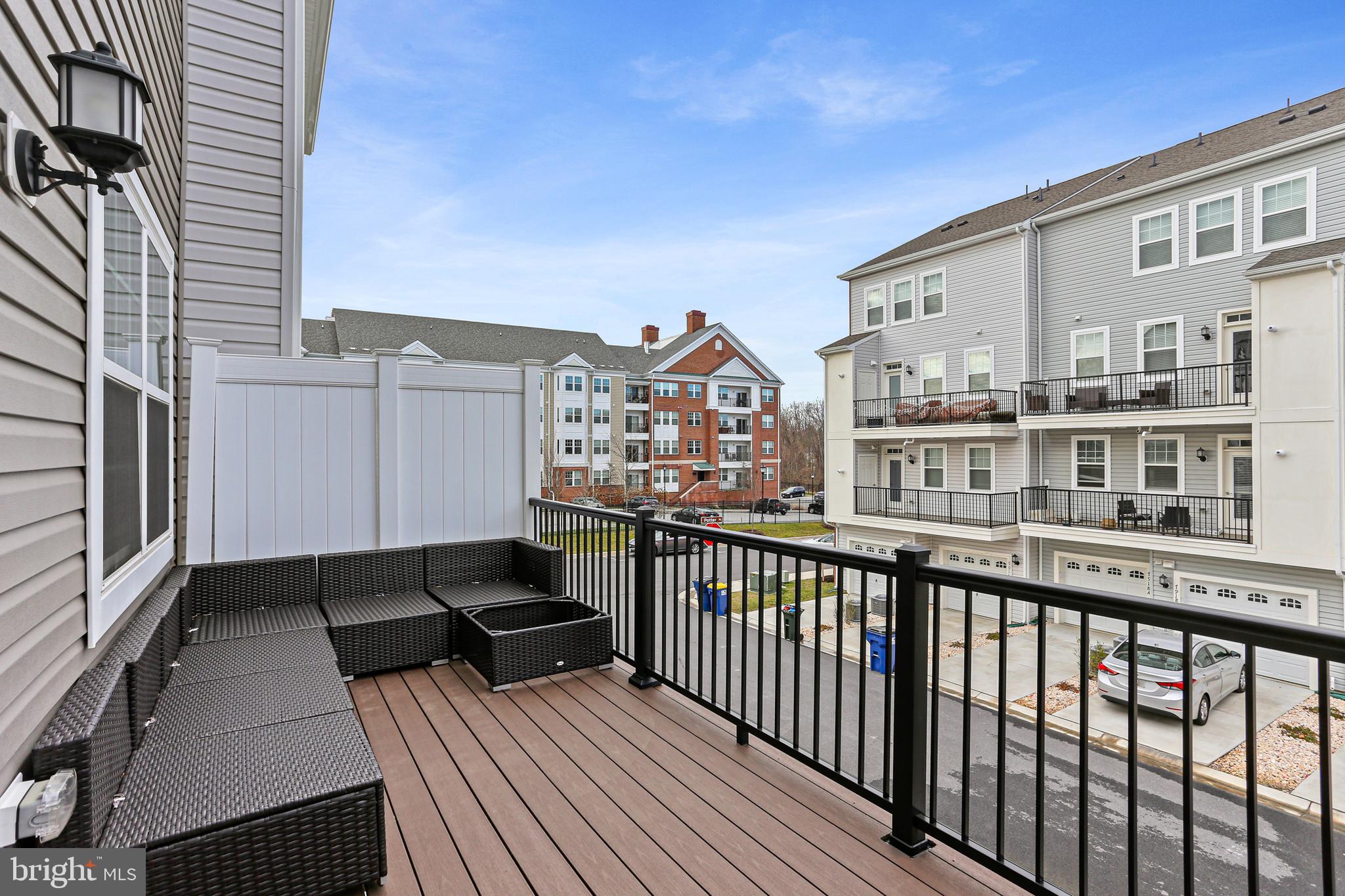 BLUE STREAM - Residential