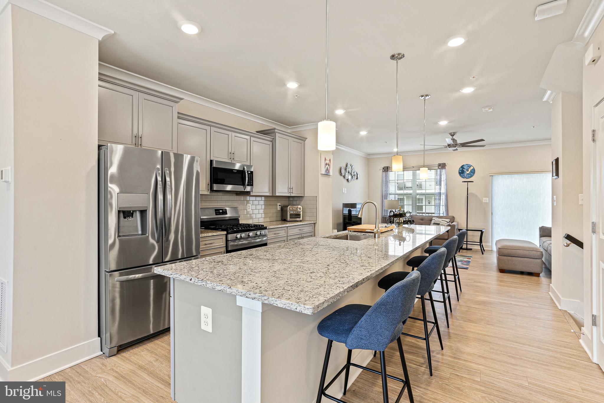 BLUE STREAM - Residential