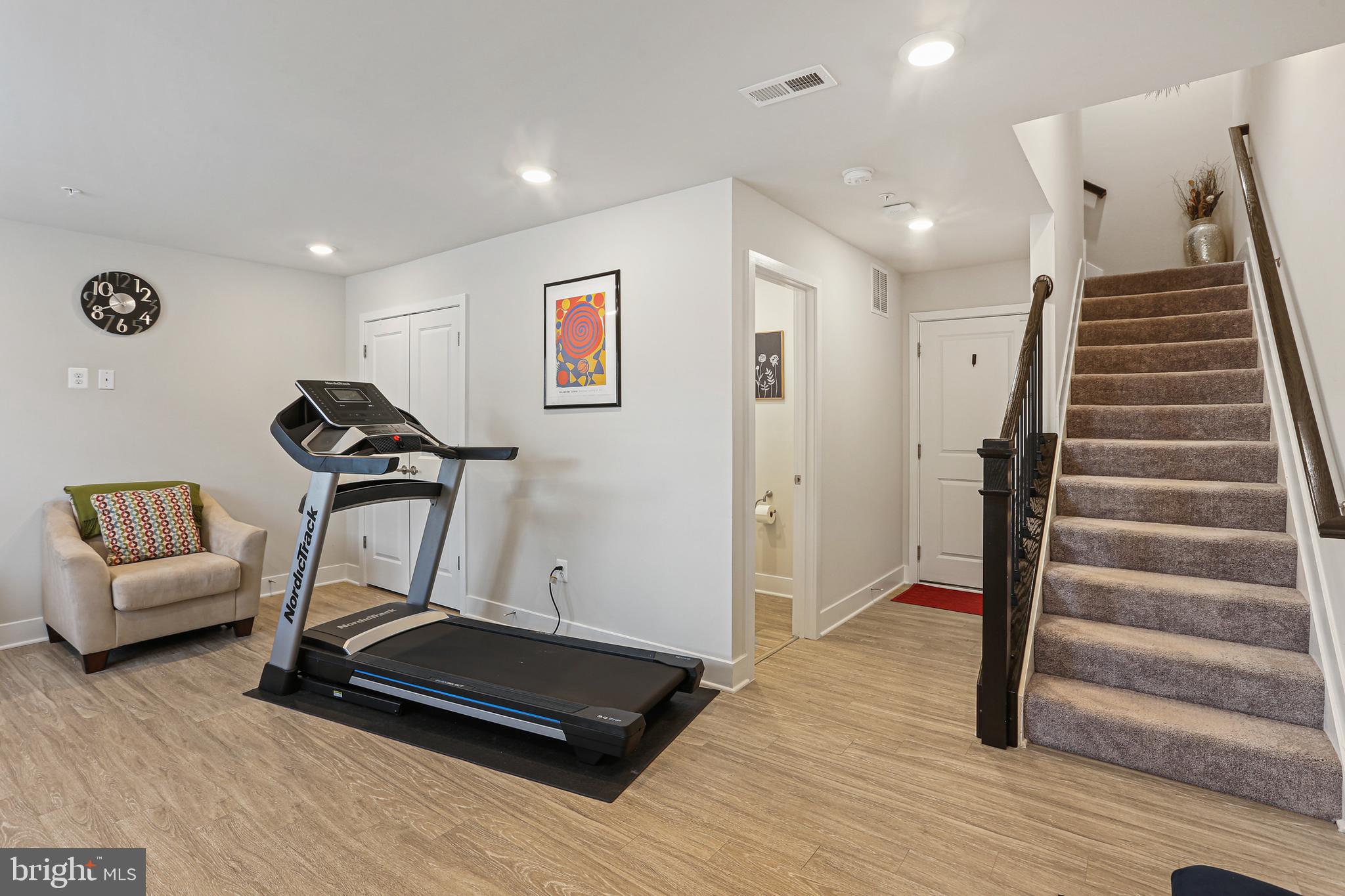 BLUE STREAM - Residential