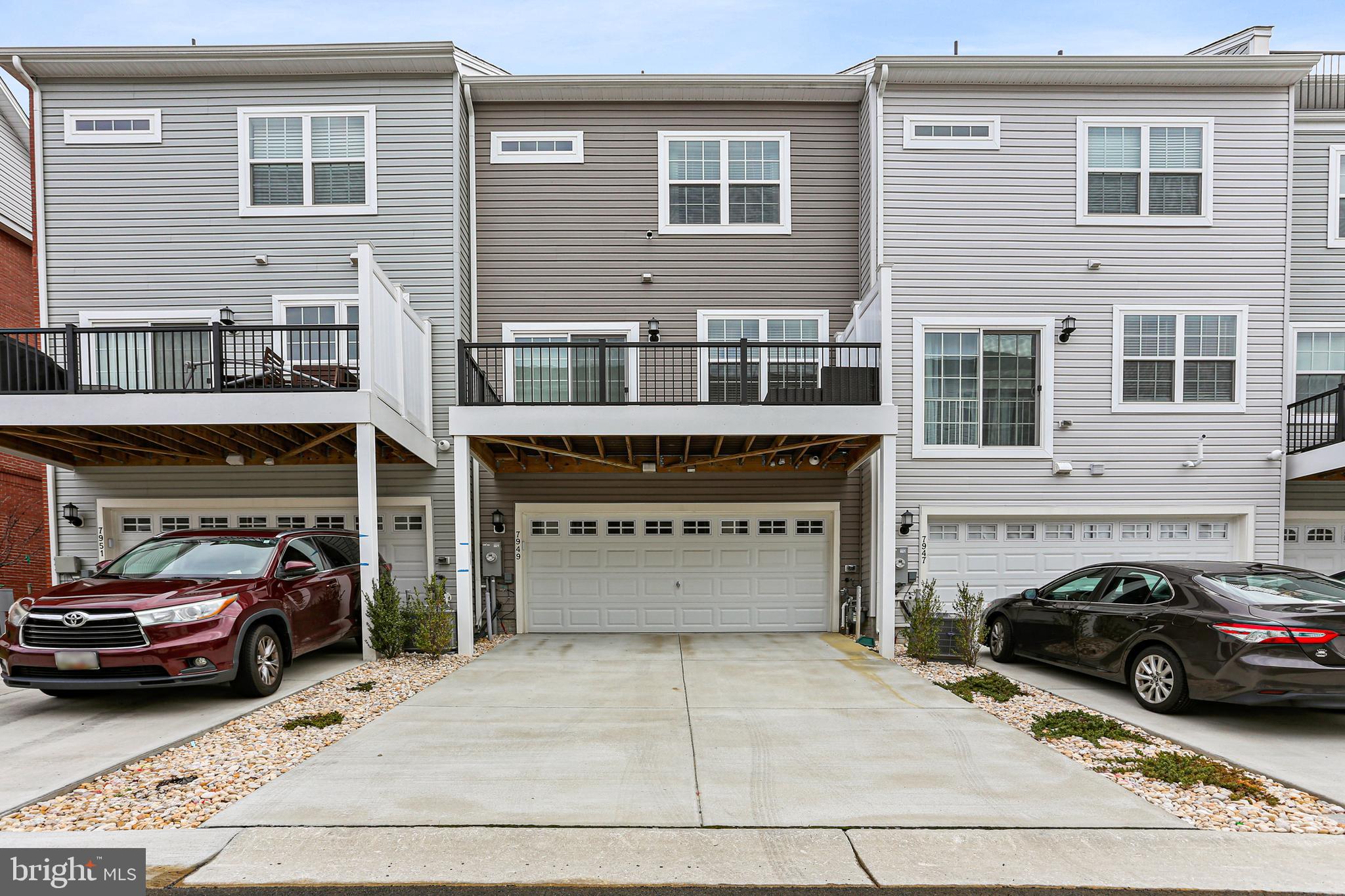 BLUE STREAM - Residential