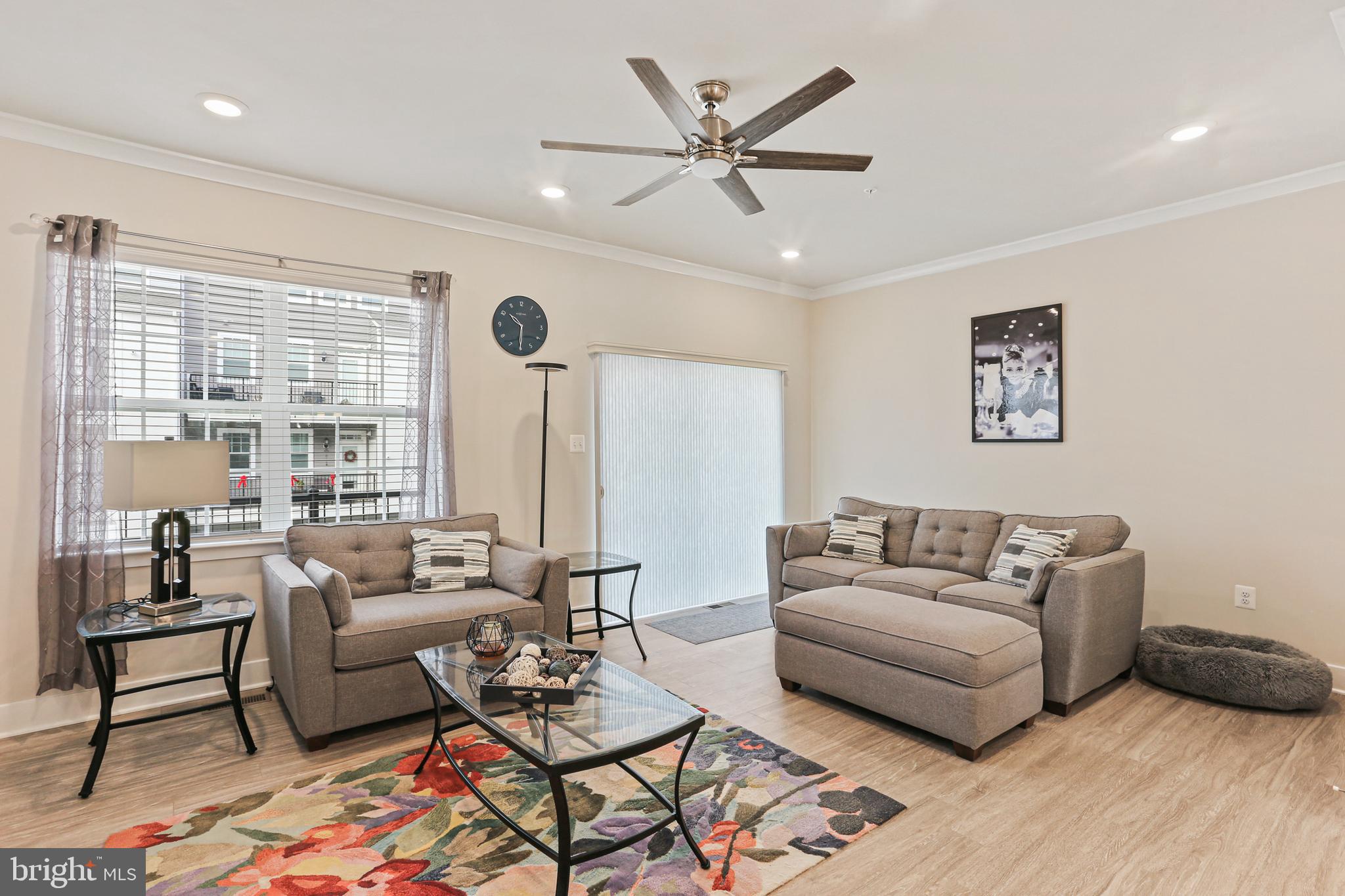 BLUE STREAM - Residential