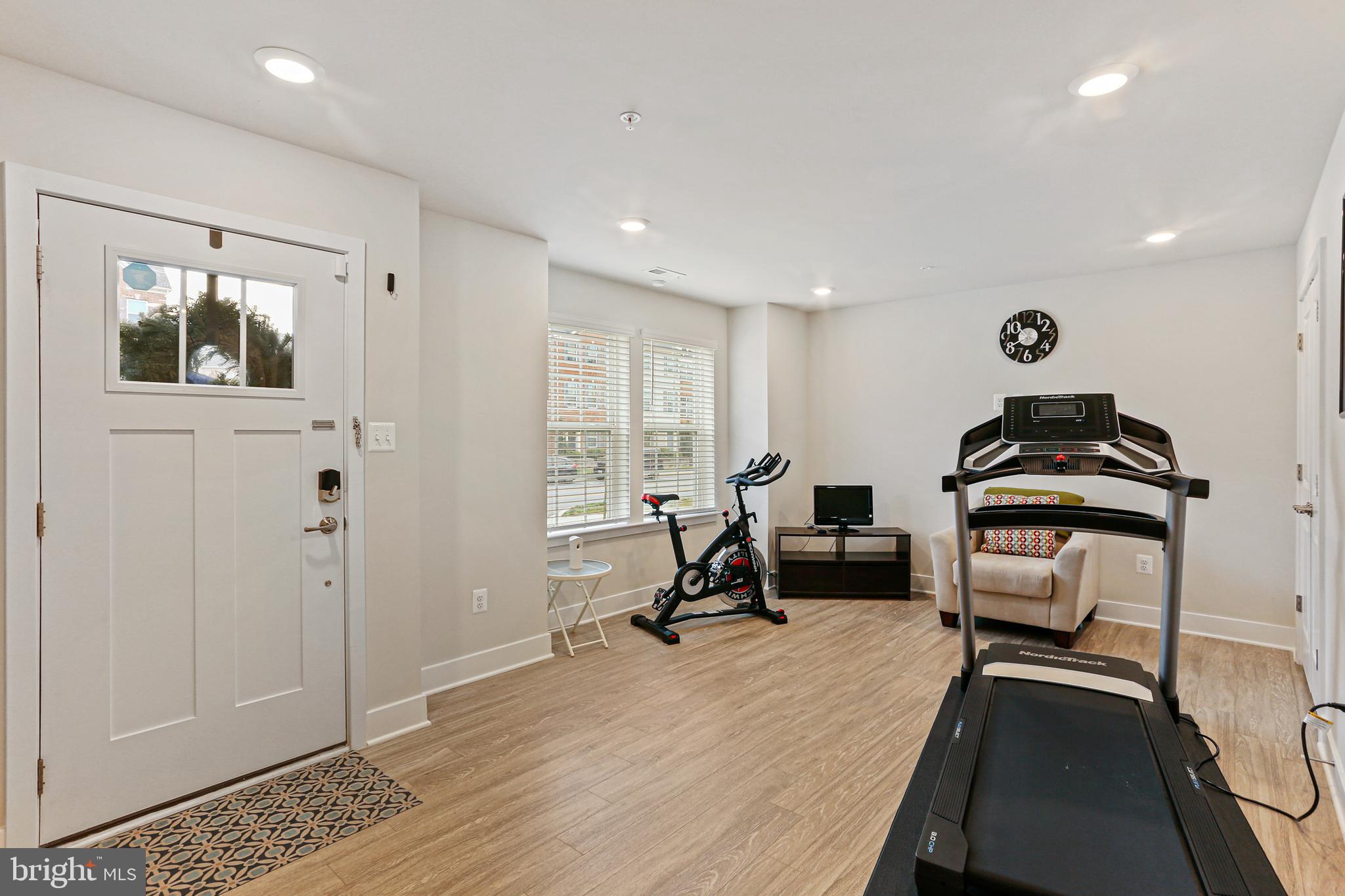 BLUE STREAM - Residential