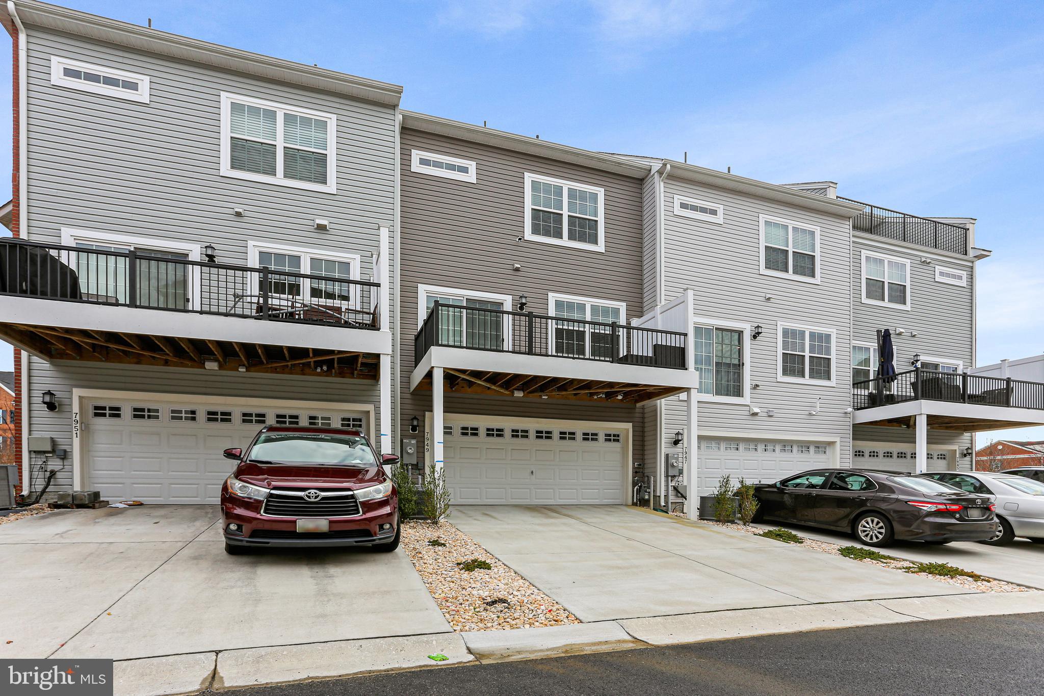 BLUE STREAM - Residential