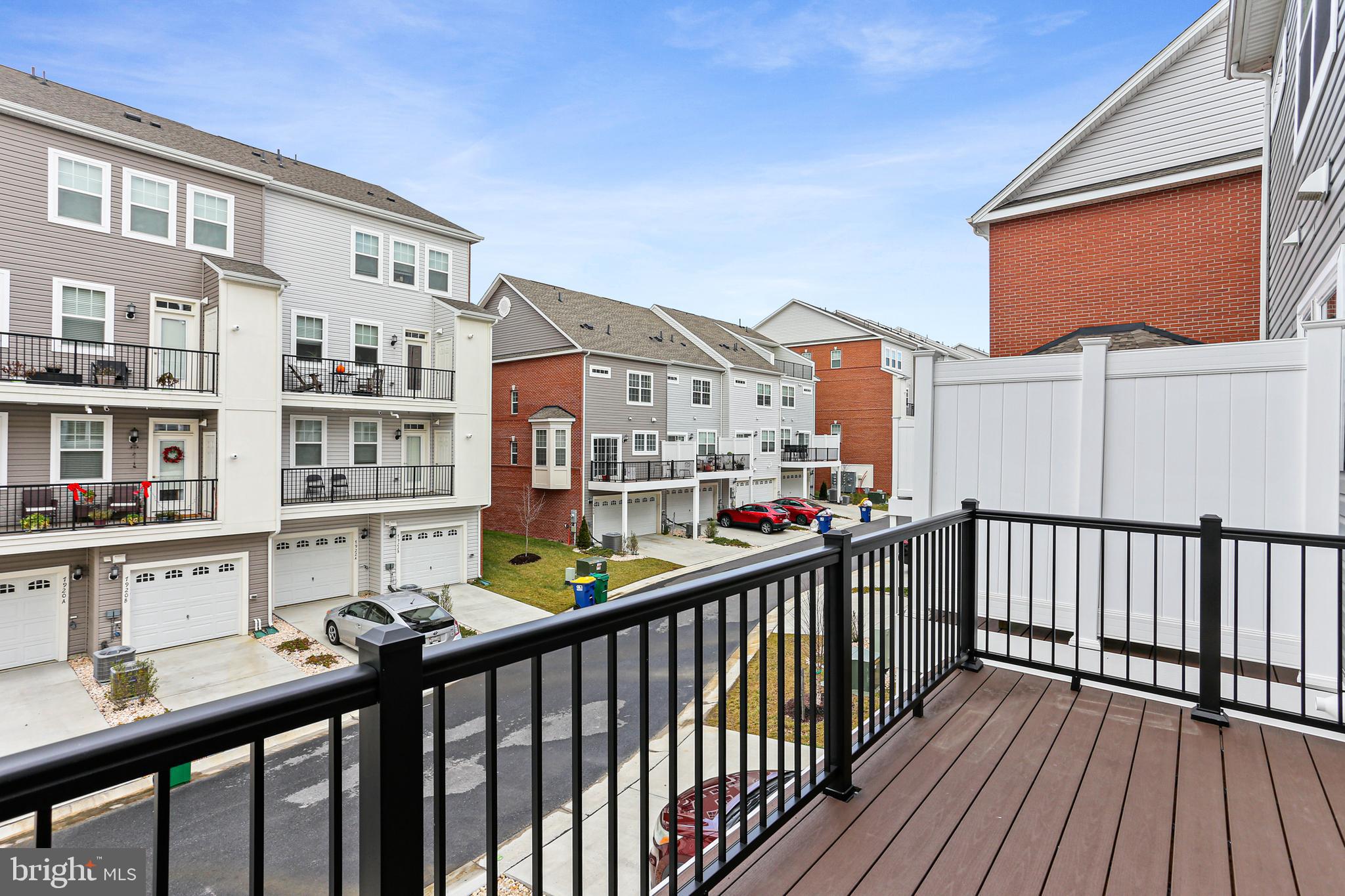 BLUE STREAM - Residential