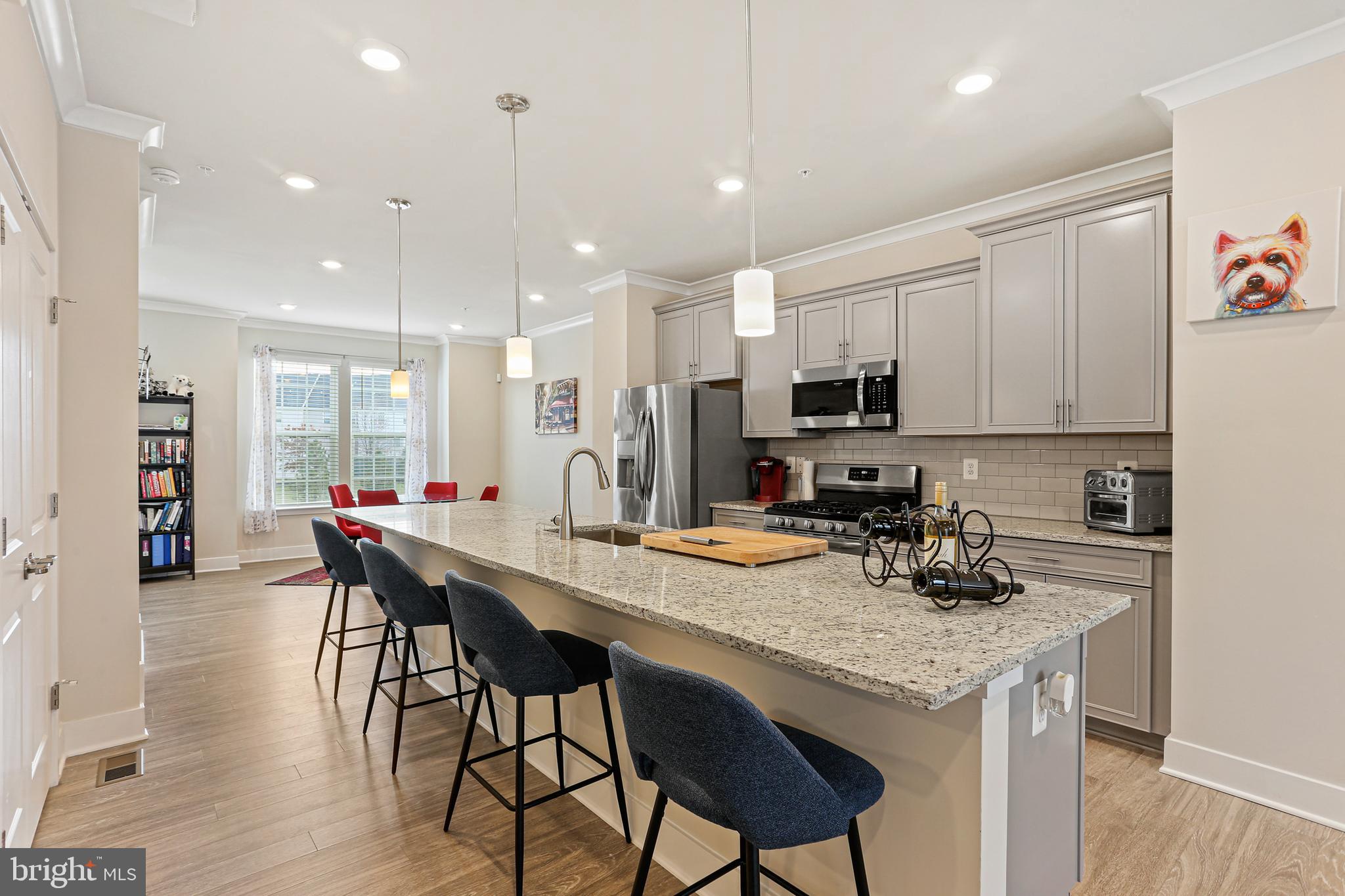 BLUE STREAM - Residential