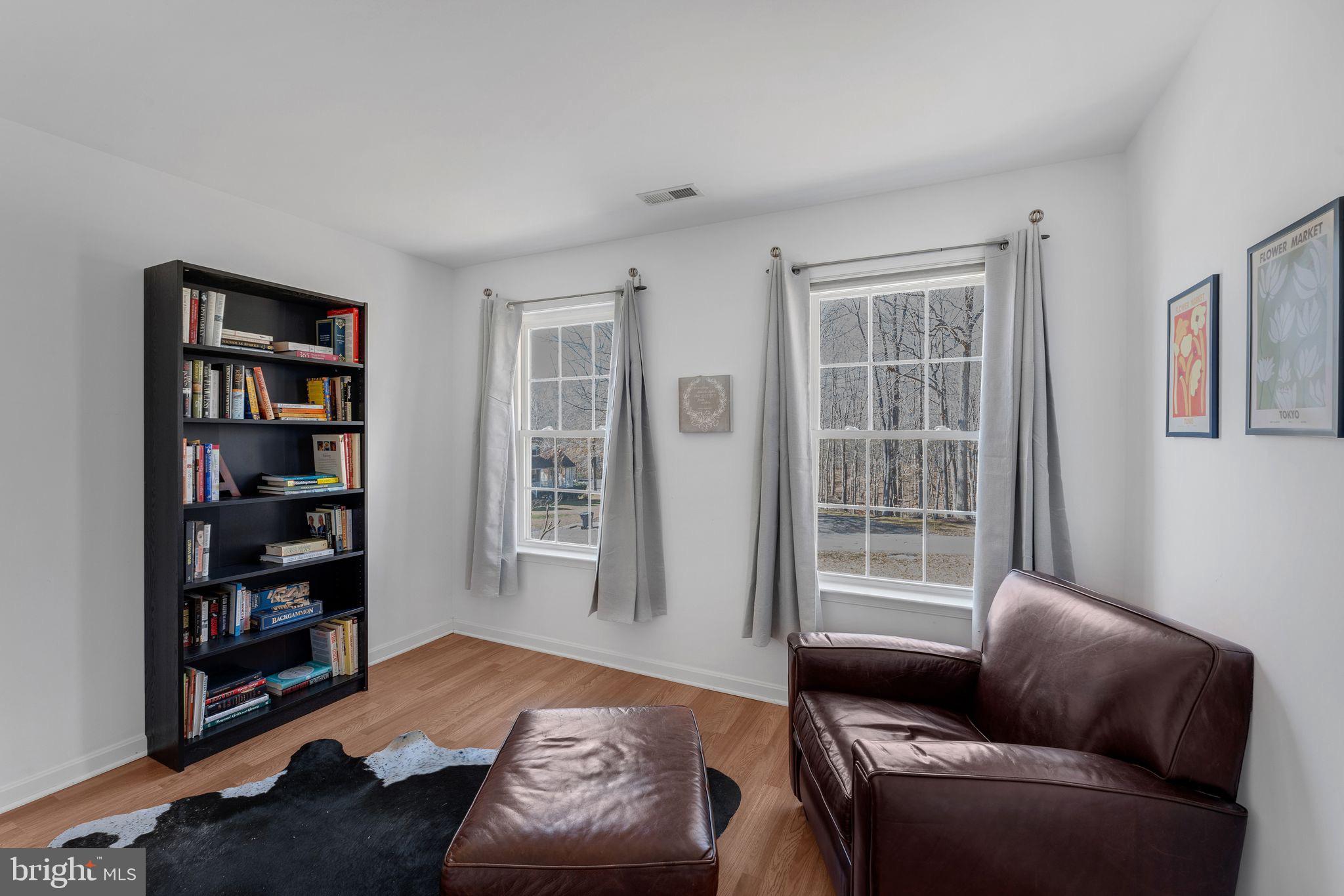 CASTLETON - Residential