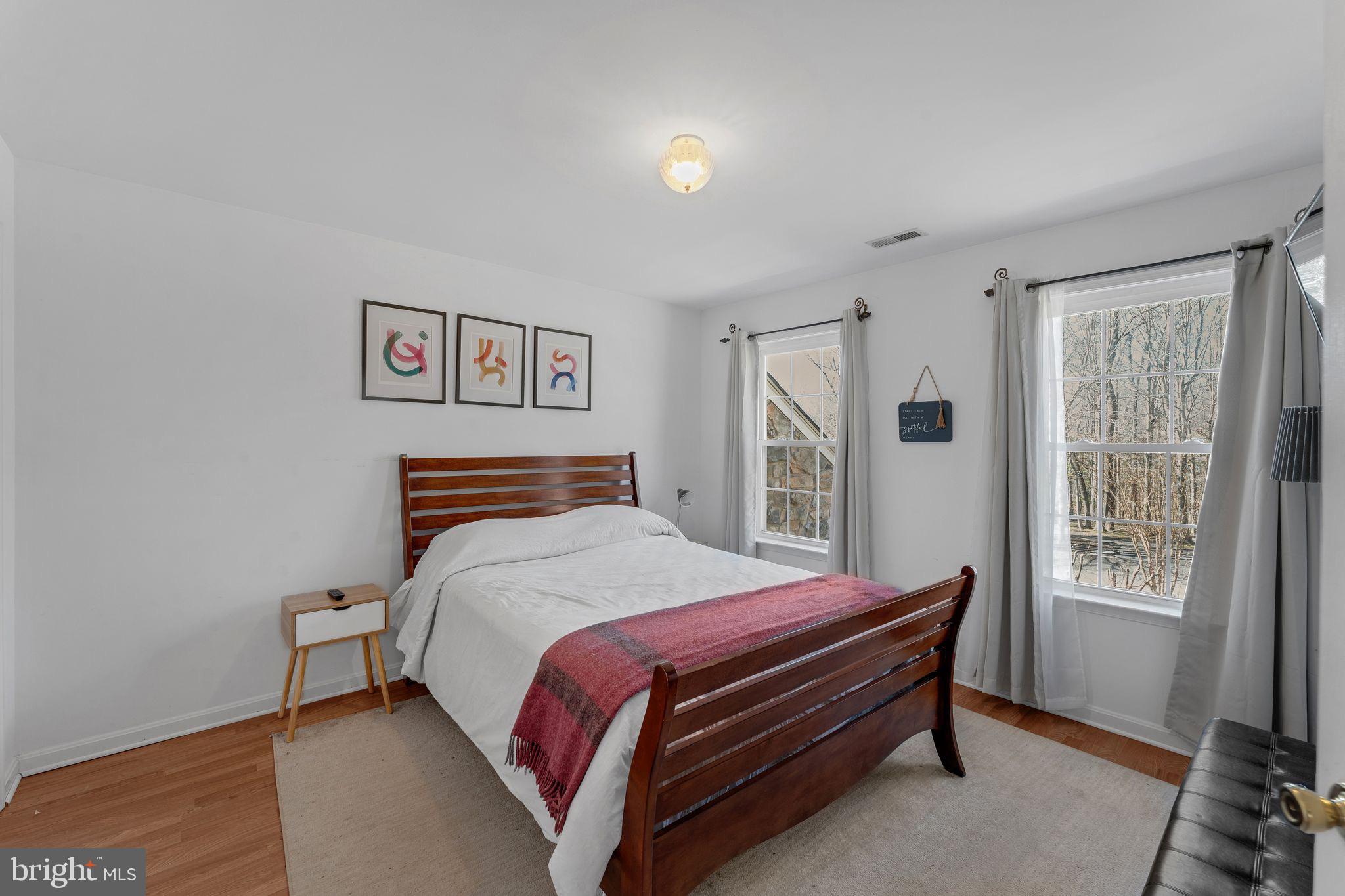 CASTLETON - Residential