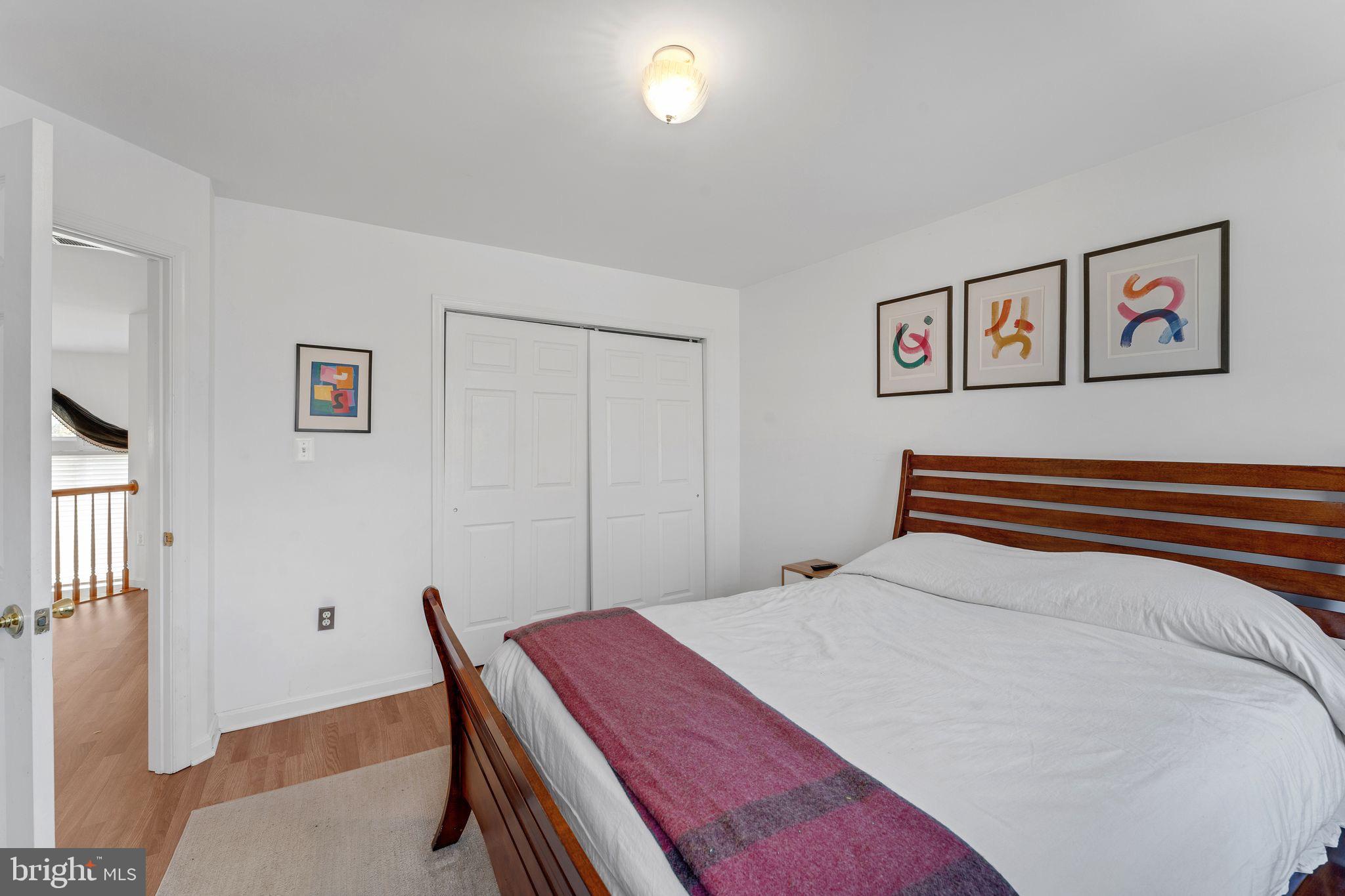 CASTLETON - Residential