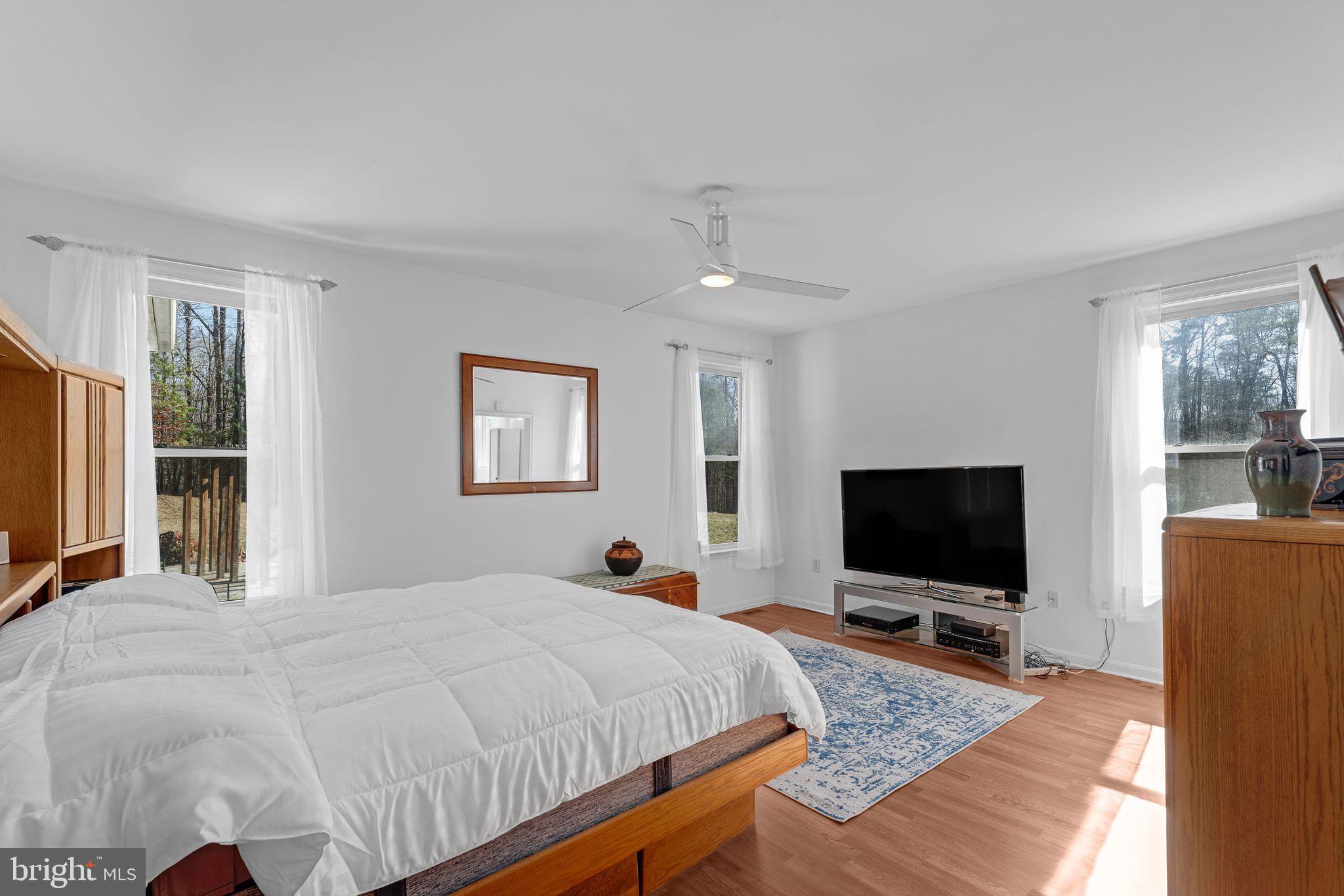 CASTLETON - Residential