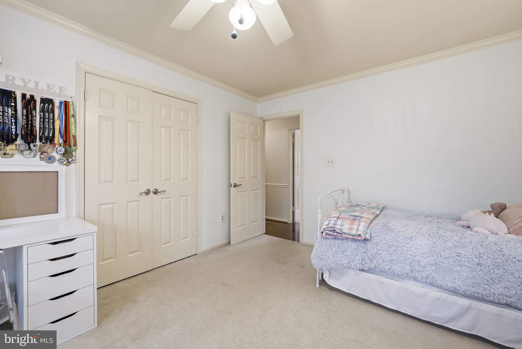 FAIRFAX STATION - Residential