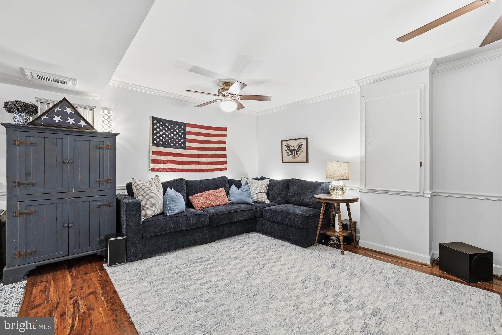 FAIRFAX STATION - Residential