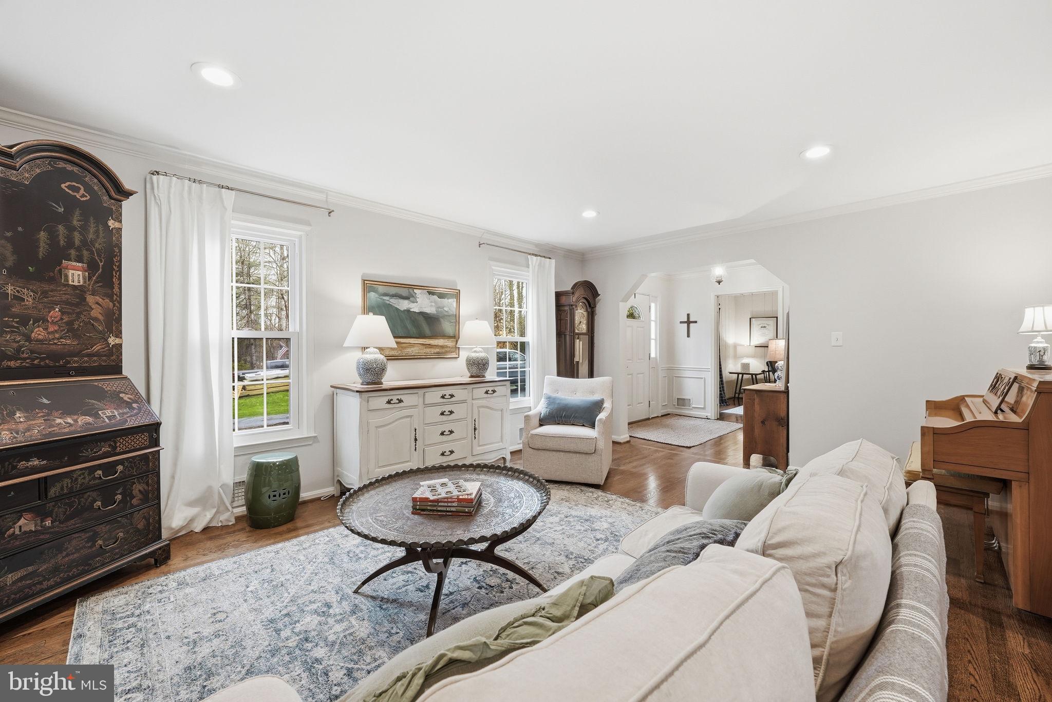 FAIRFAX STATION - Residential