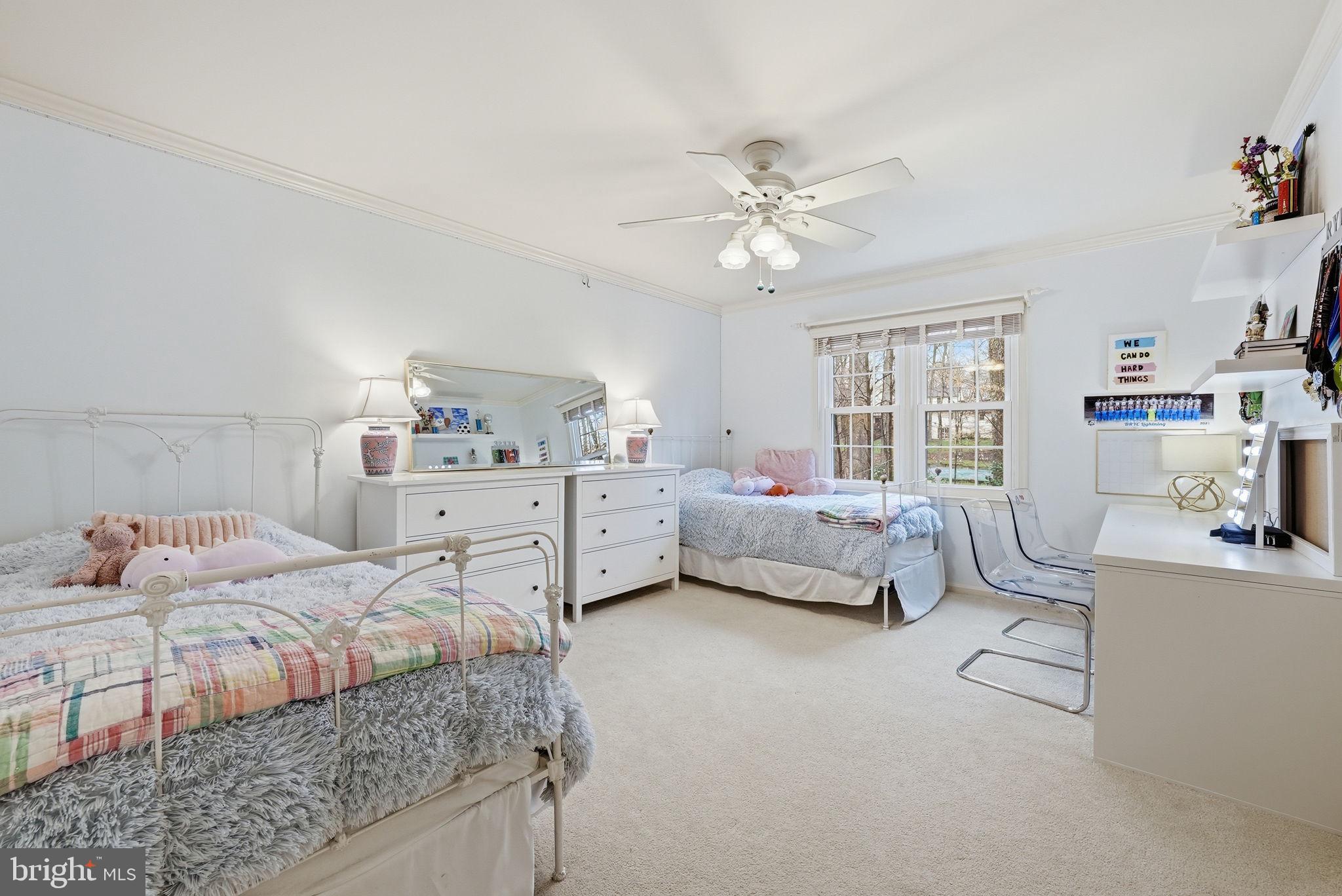 FAIRFAX STATION - Residential