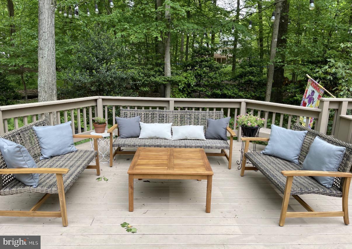 FAIRFAX STATION - Residential