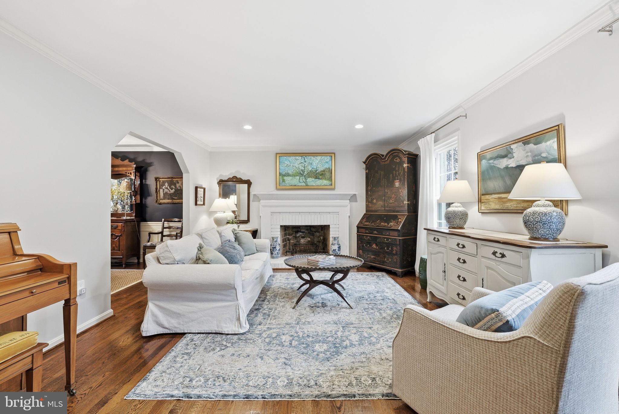 FAIRFAX STATION - Residential