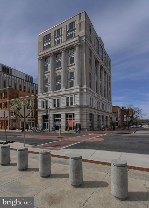 Photo of 231 State Street #304, HARRISBURG, PA 17101 (MLS # PADA2064894)