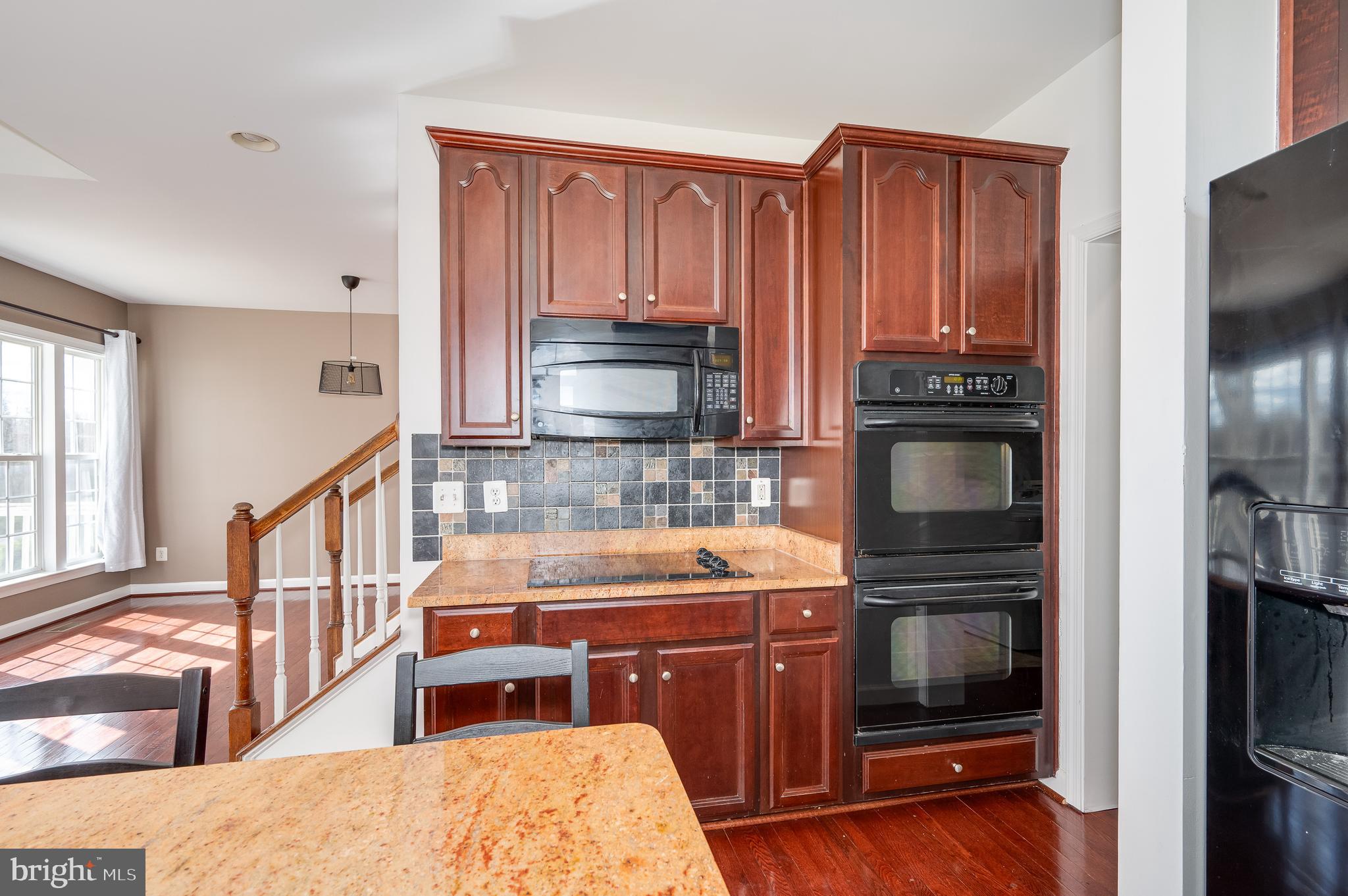 DEERFIELD VILLAGE - Residential Lease