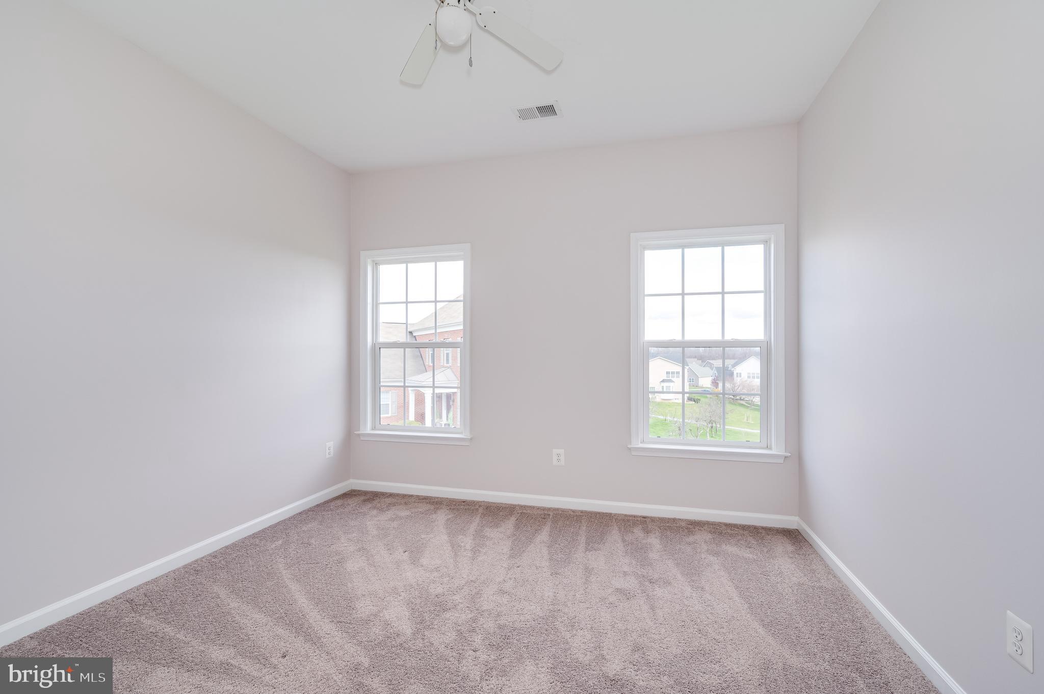 DEERFIELD VILLAGE - Residential Lease