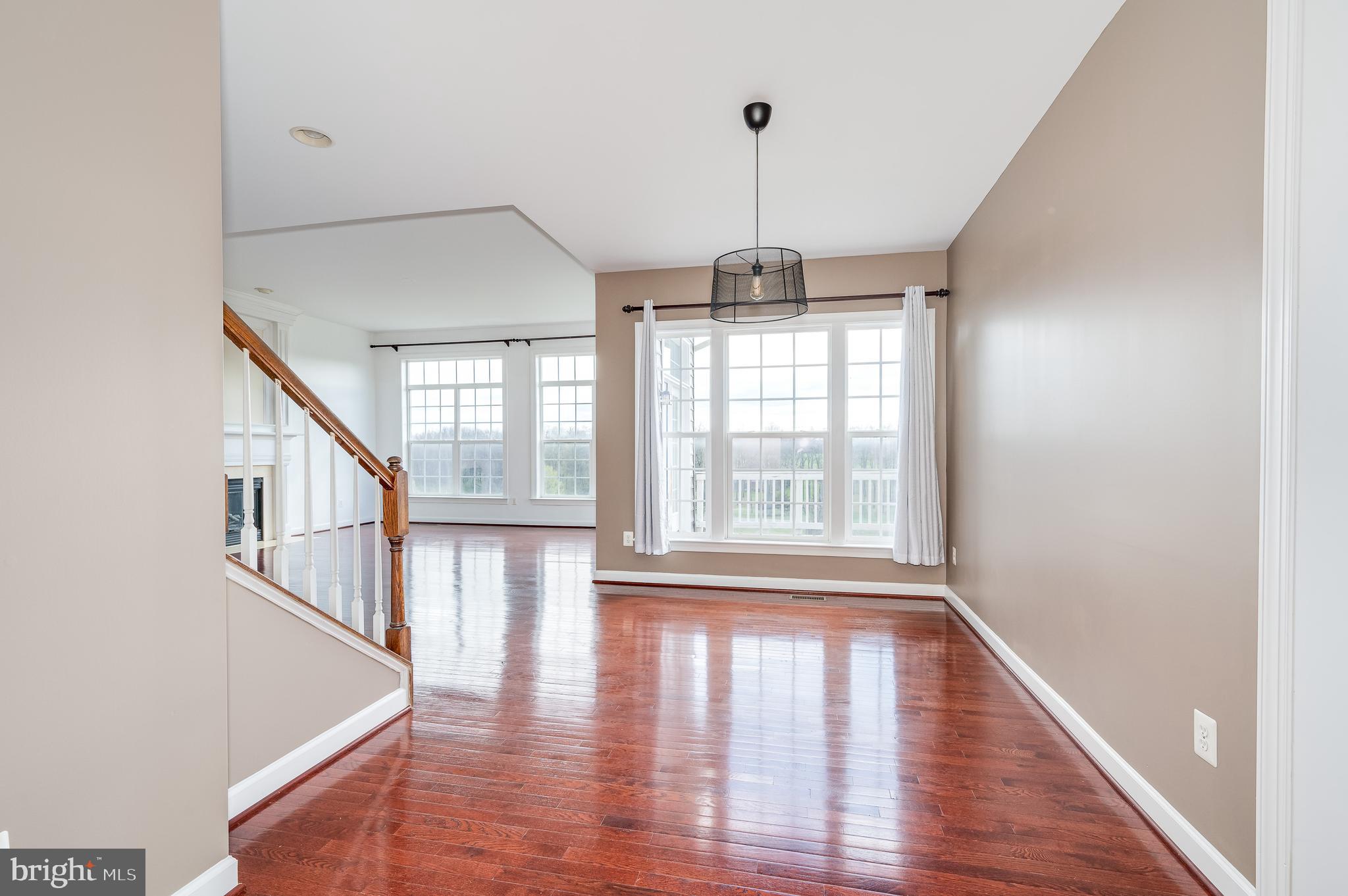 DEERFIELD VILLAGE - Residential Lease