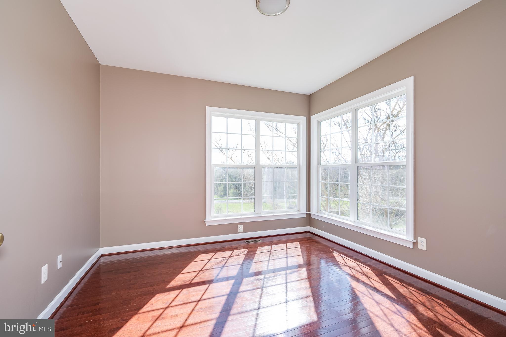 DEERFIELD VILLAGE - Residential Lease