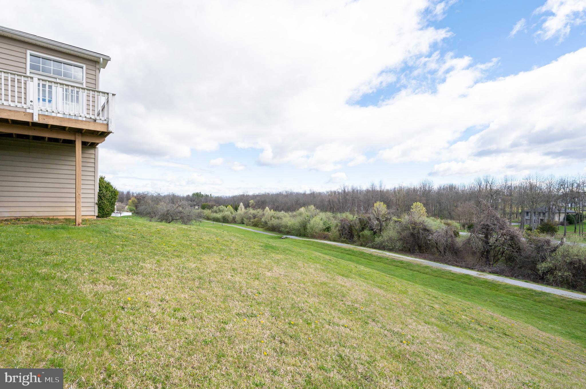 DEERFIELD VILLAGE - Residential Lease