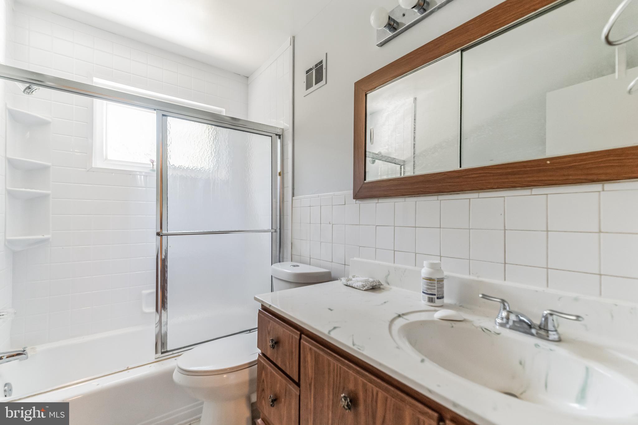 GREEN TREE MANOR - Residential