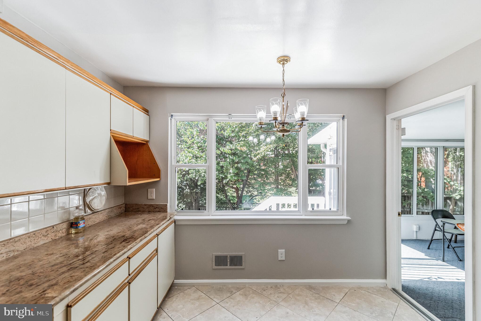 GREEN TREE MANOR - Residential