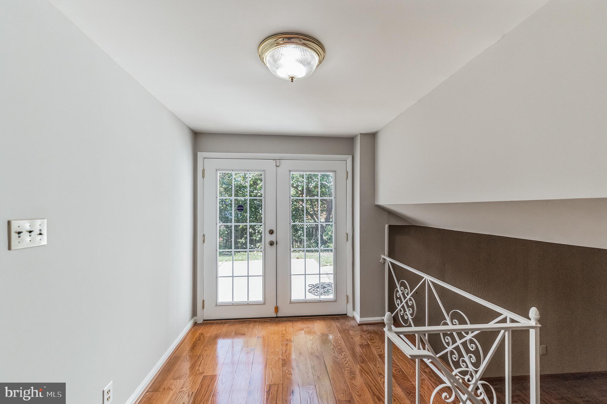 GREEN TREE MANOR - Residential