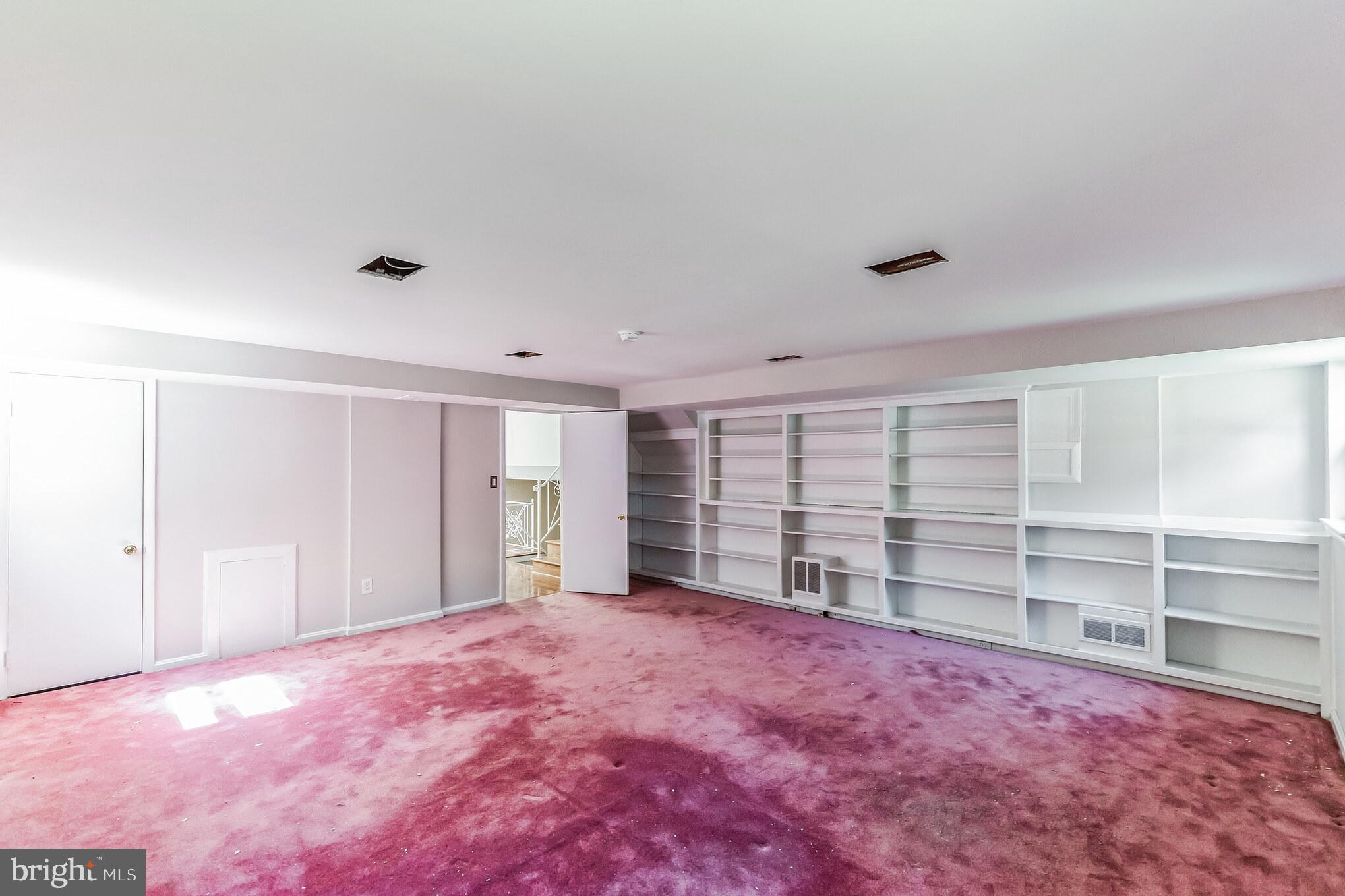 GREEN TREE MANOR - Residential