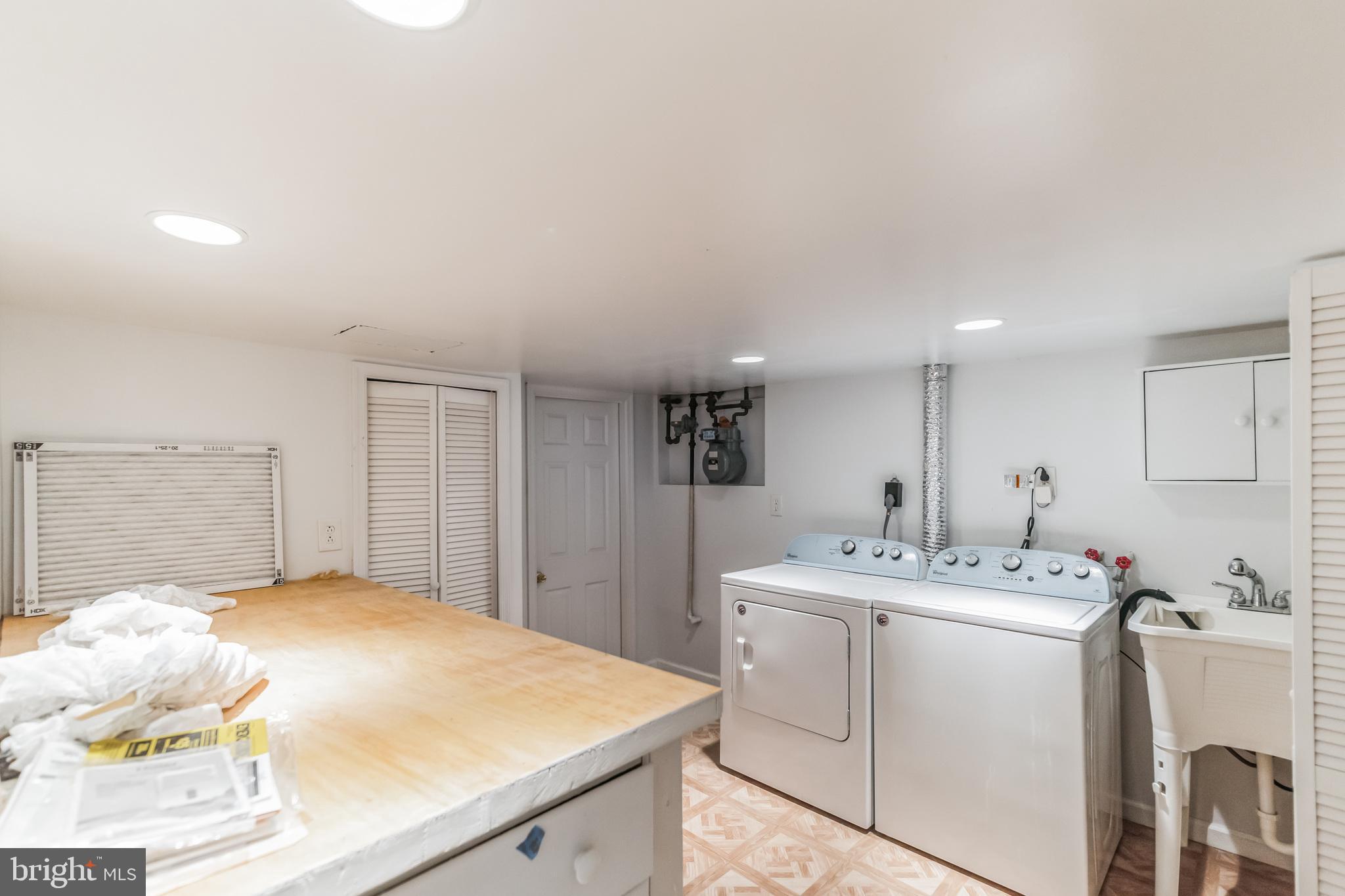 GREEN TREE MANOR - Residential