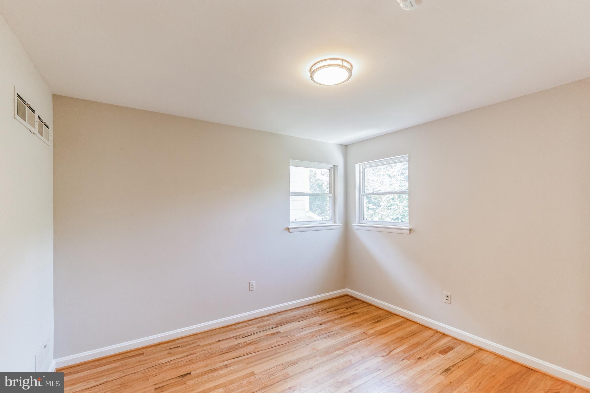 GREEN TREE MANOR - Residential