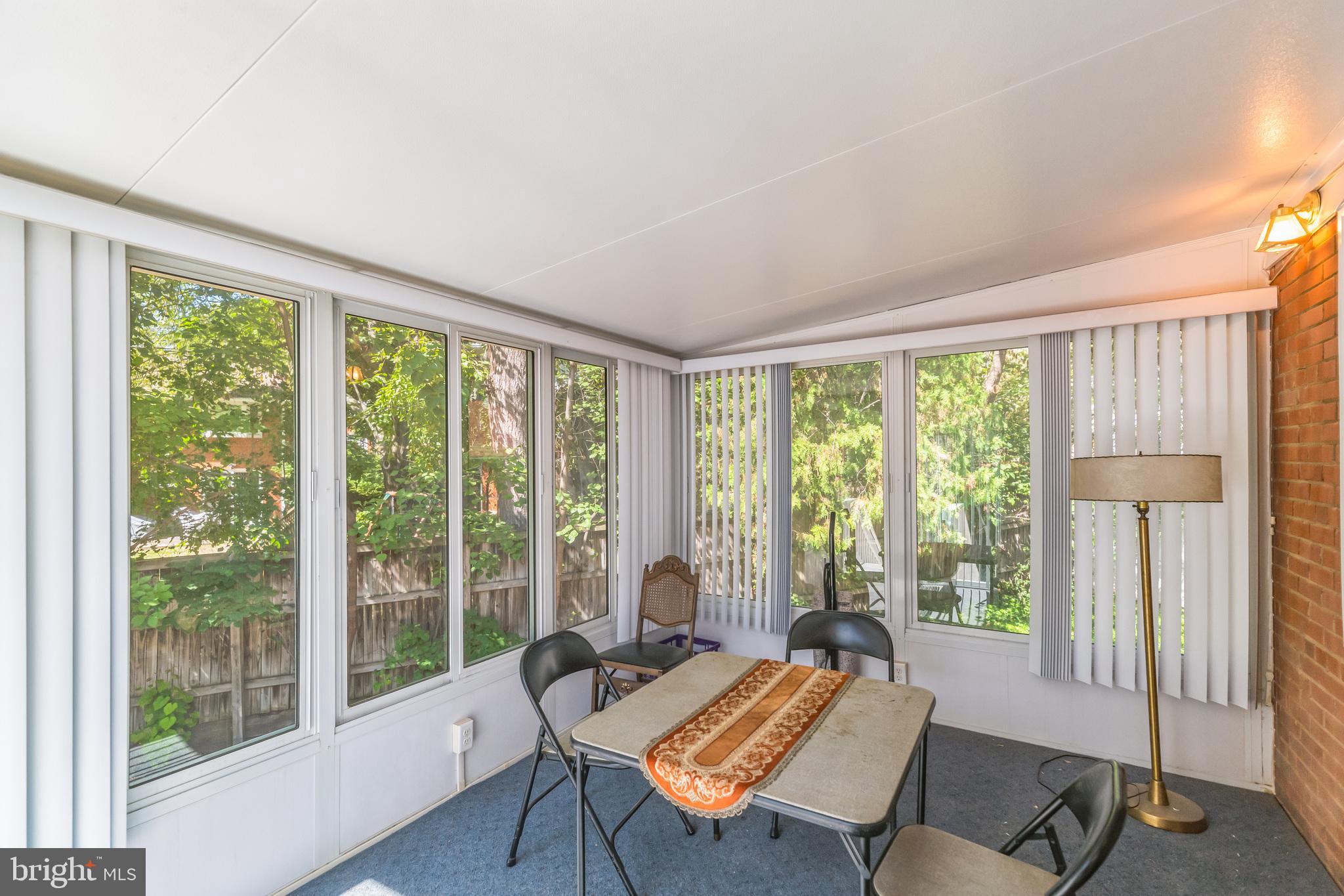 GREEN TREE MANOR - Residential