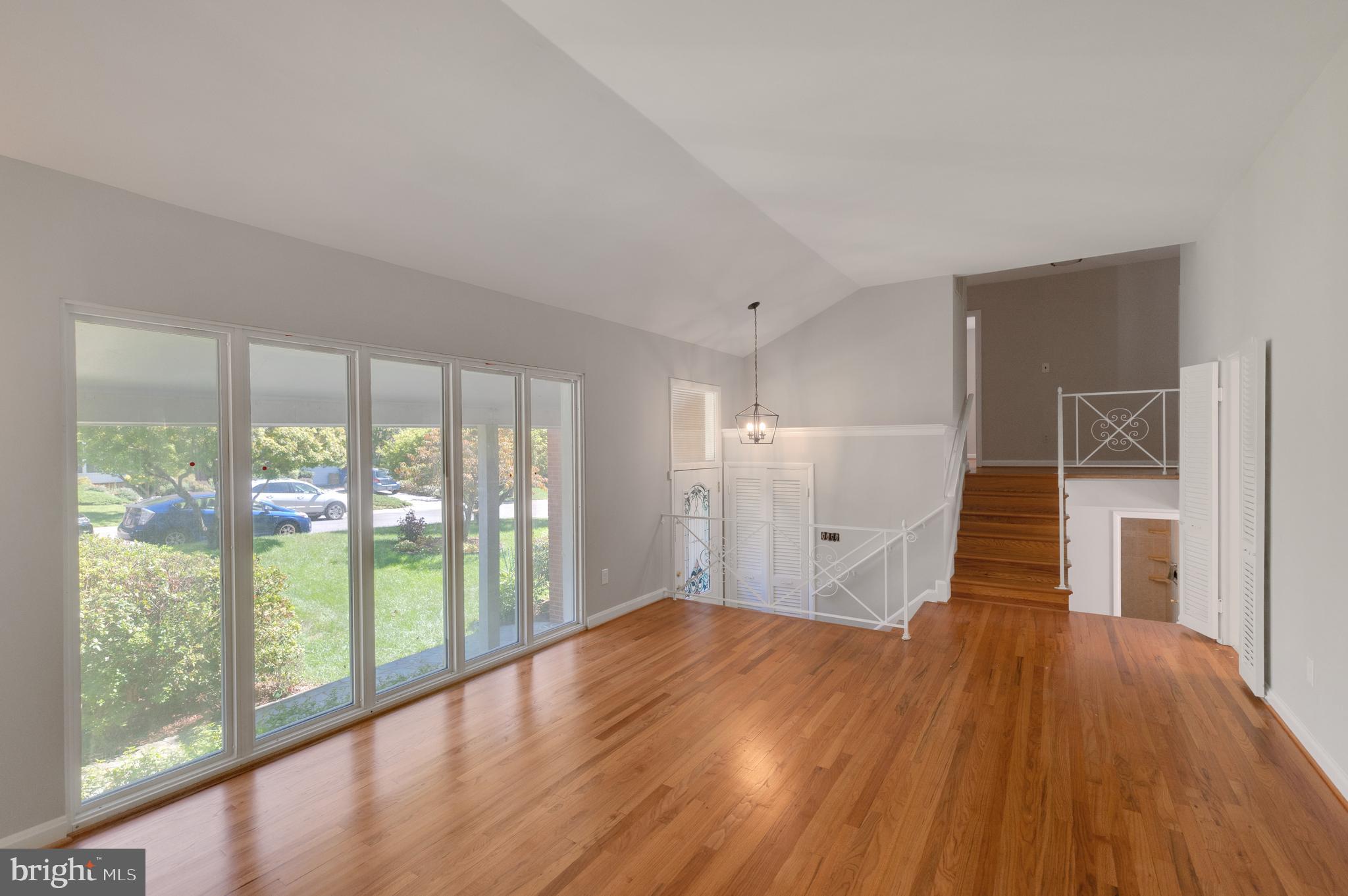 GREEN TREE MANOR - Residential